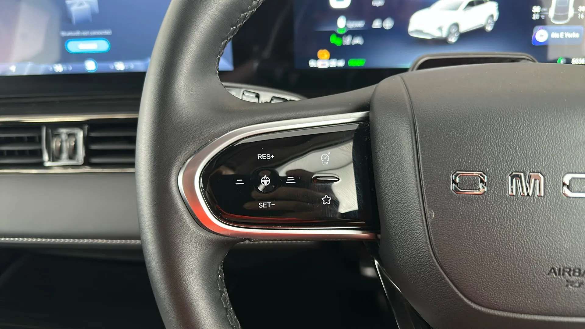 2025 OMODA 5 2025 OMODA 5