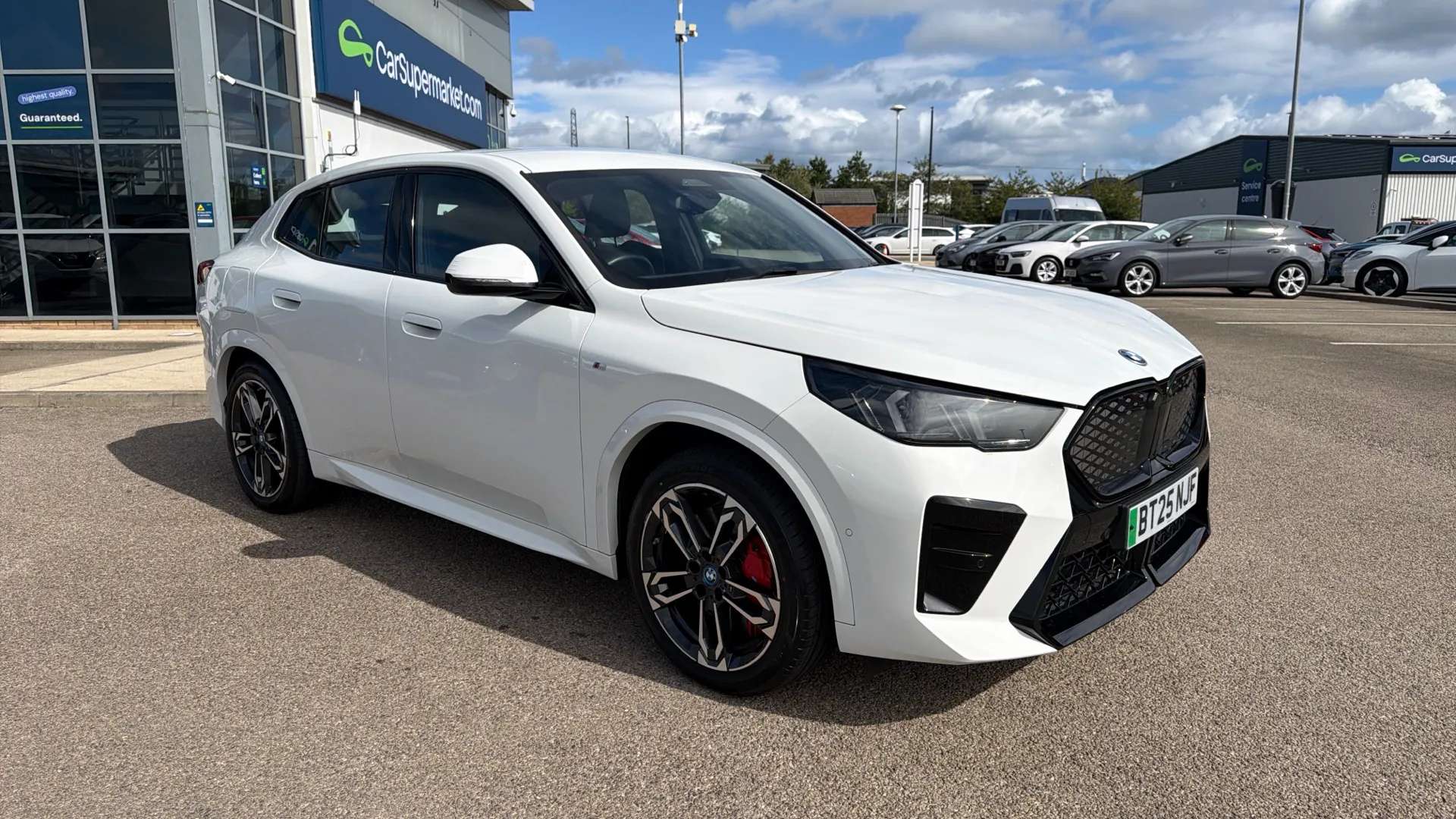 2025 BMW IX2 2025 BMW IX2