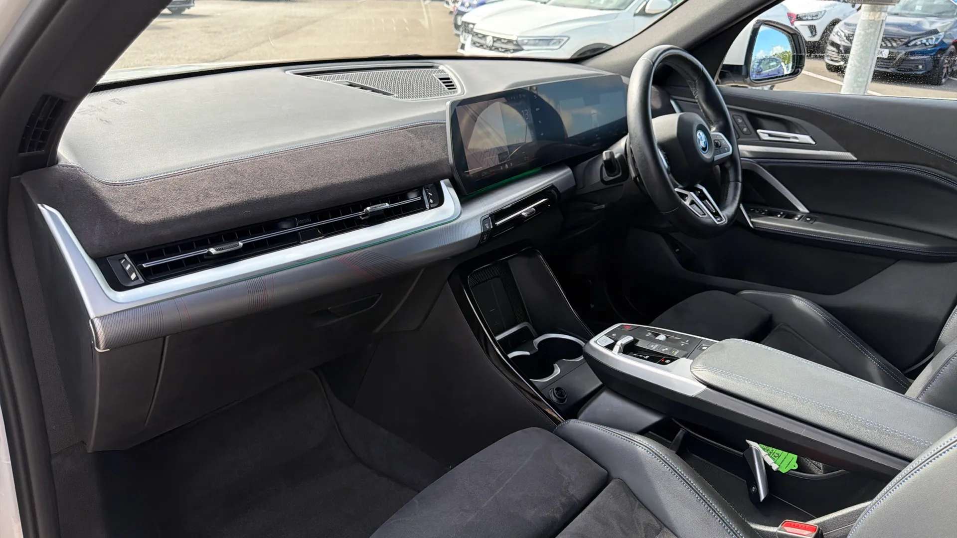 2025 BMW IX2 2025 BMW IX2