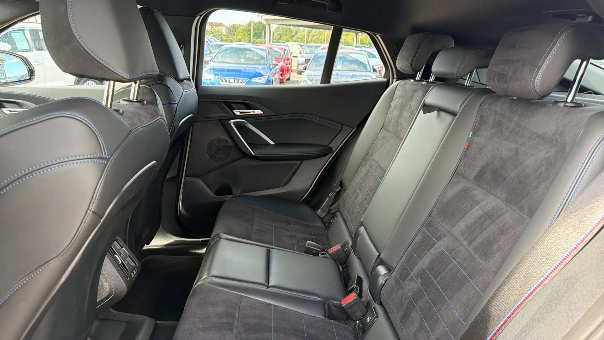 2025 BMW IX2 2025 BMW IX2