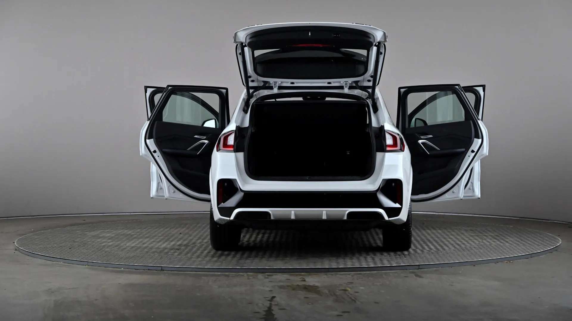 2023 BMW IX1 2023 BMW IX1