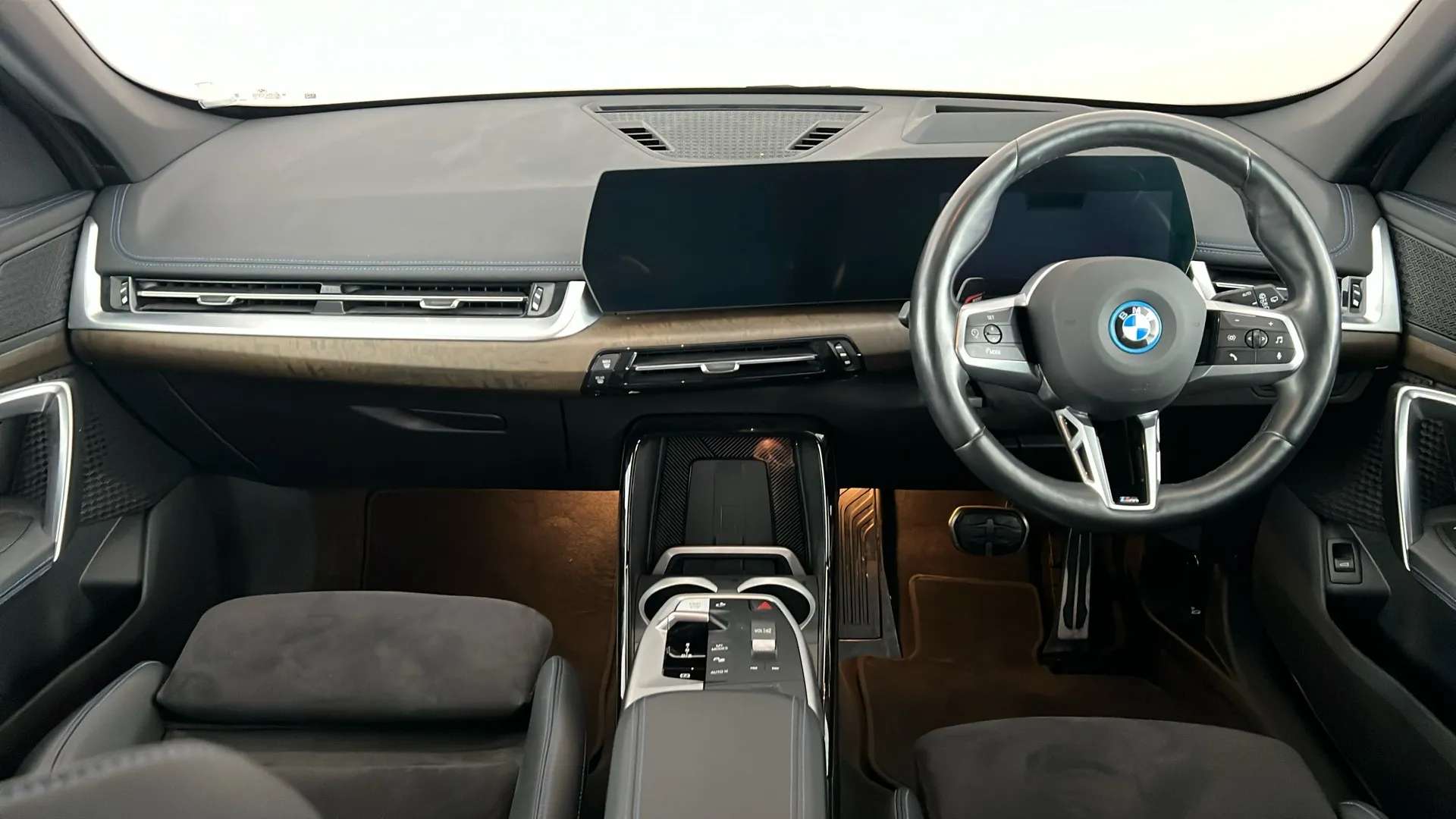 2023 BMW IX1 2023 BMW IX1