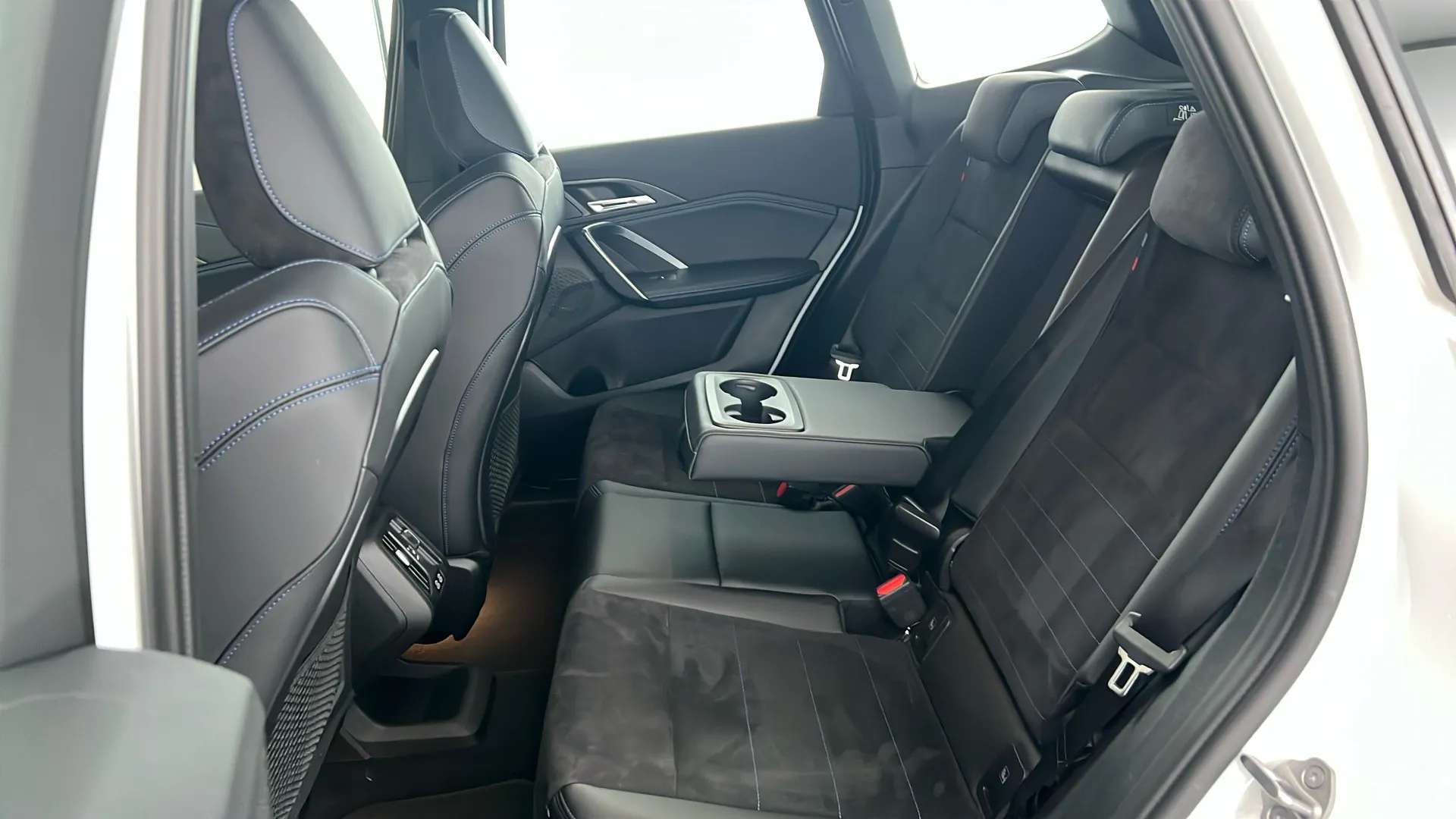 2023 BMW IX1 2023 BMW IX1