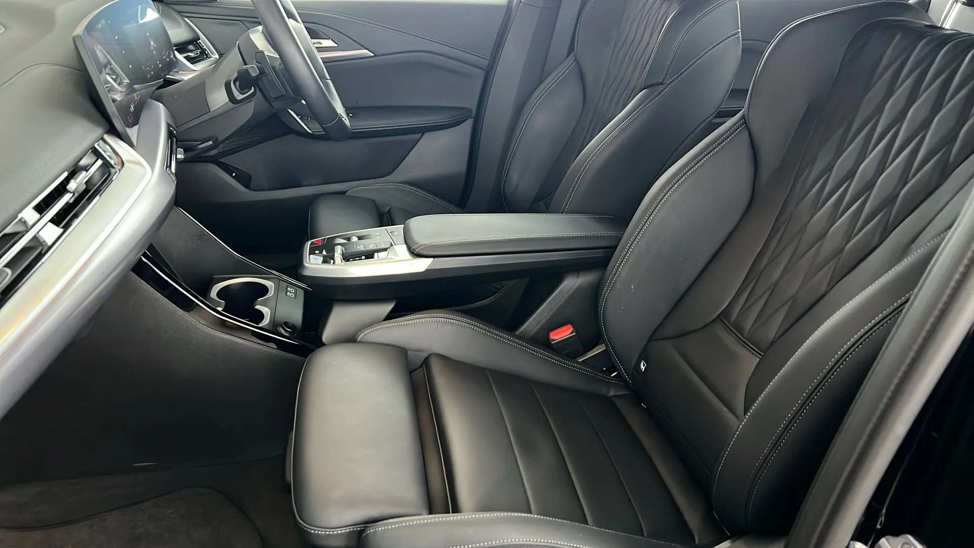 2024 BMW IX2 2024 BMW IX2