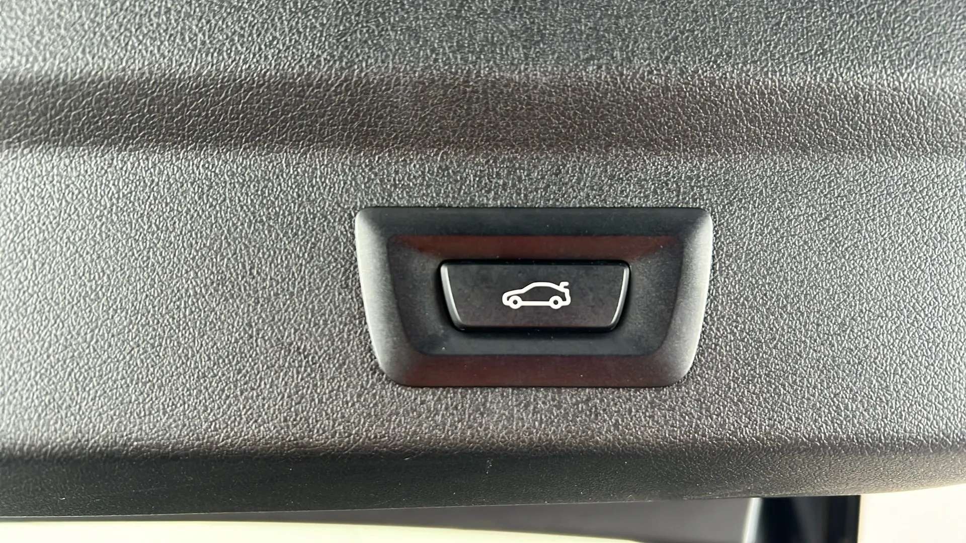 2024 BMW IX2 2024 BMW IX2