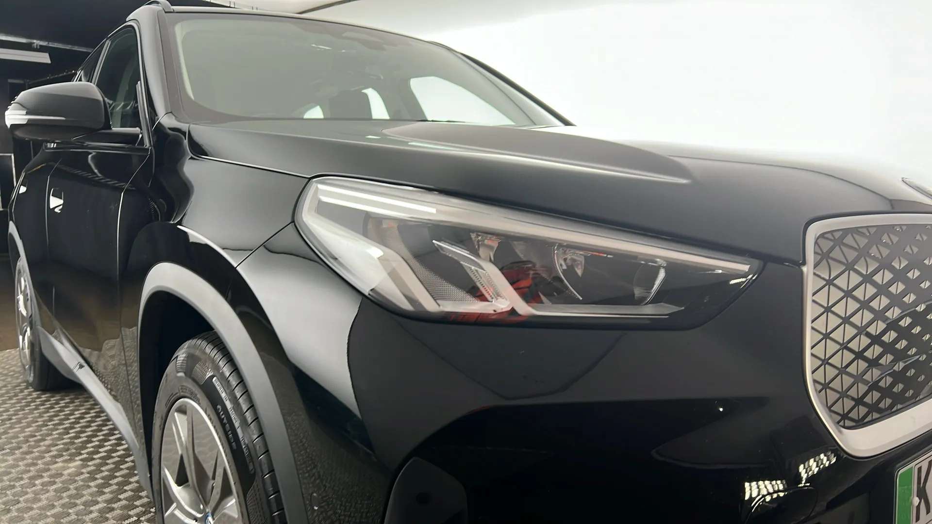 2024 BMW IX1 2024 BMW IX1