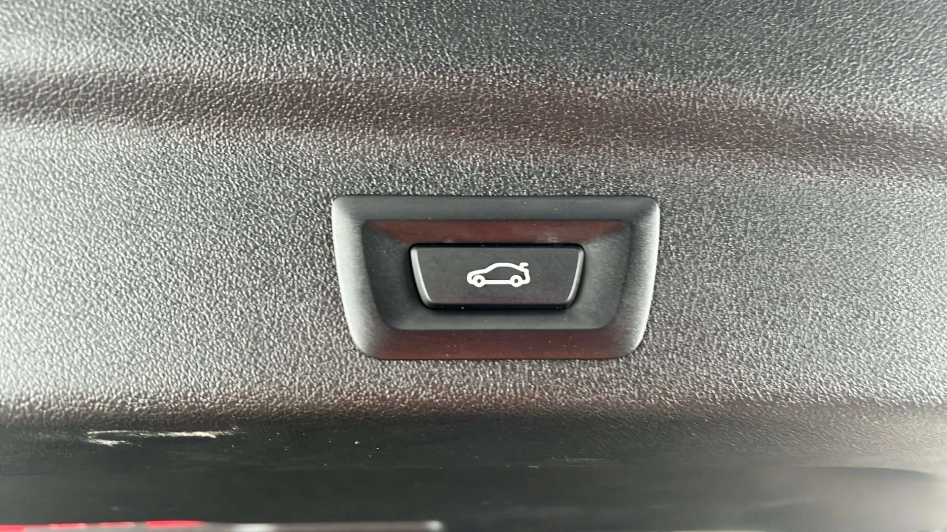 2024 BMW IX1 2024 BMW IX1