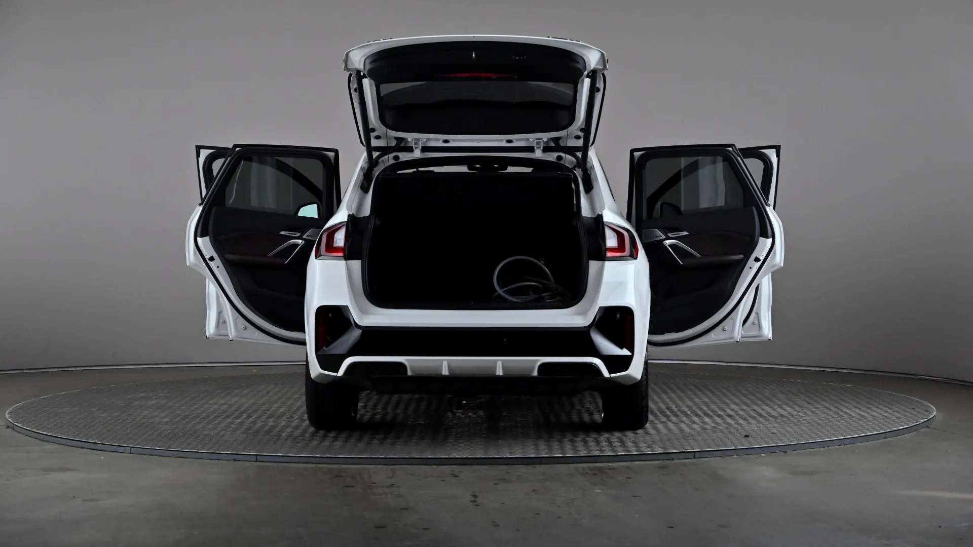 2024 BMW IX1 2024 BMW IX1