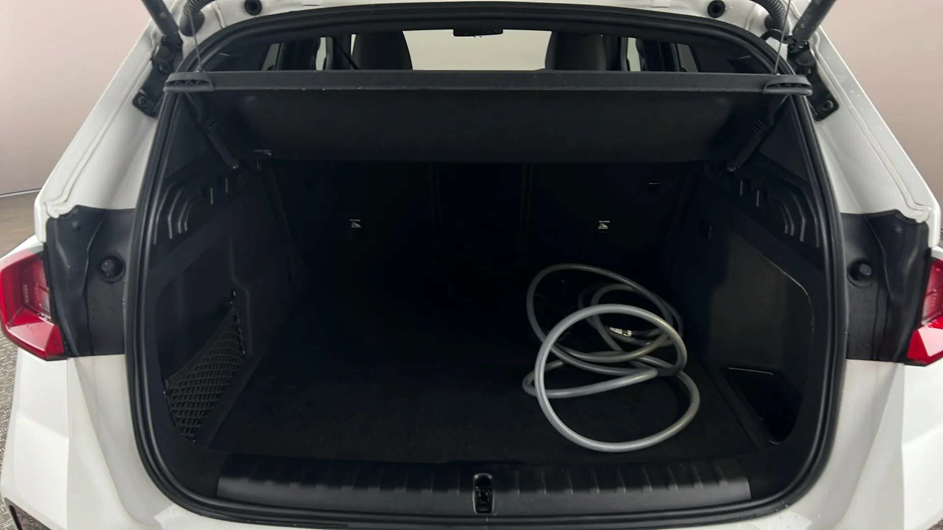 2024 BMW IX1 2024 BMW IX1