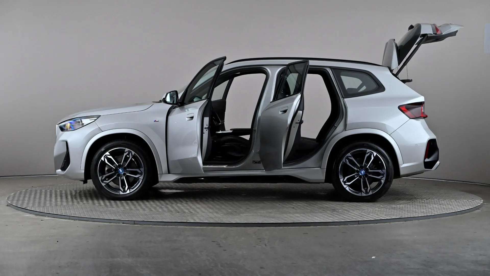 2023 BMW IX1 2023 BMW IX1