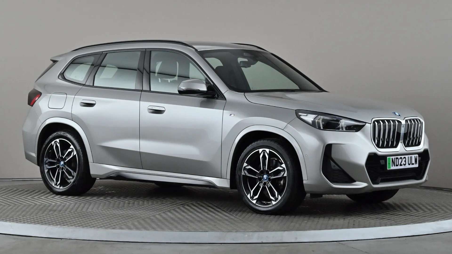 A 2023 BMW IX1 230kW xDrive30 M Sport 65kWh Auto A 2023 BMW IX1 230kW xDrive30 M Sport 65kWh Auto