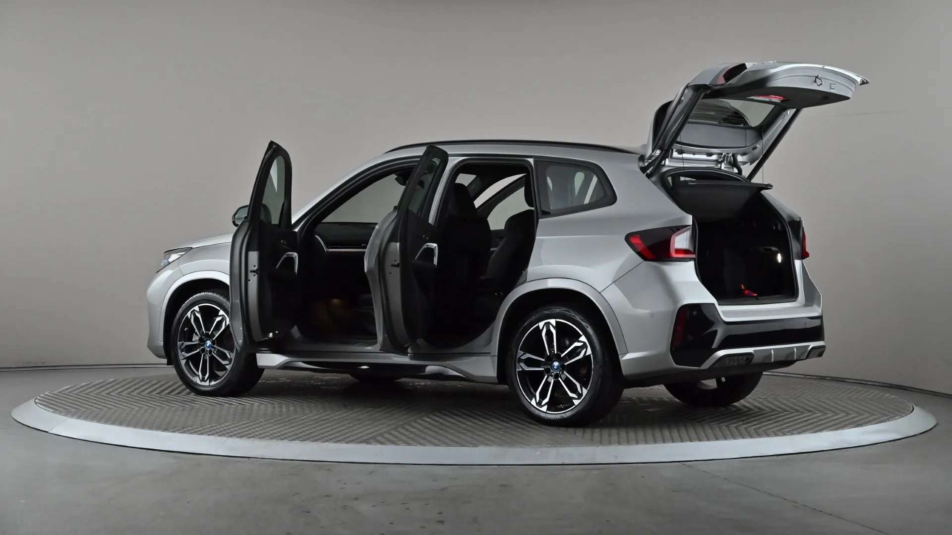 2023 BMW IX1 2023 BMW IX1