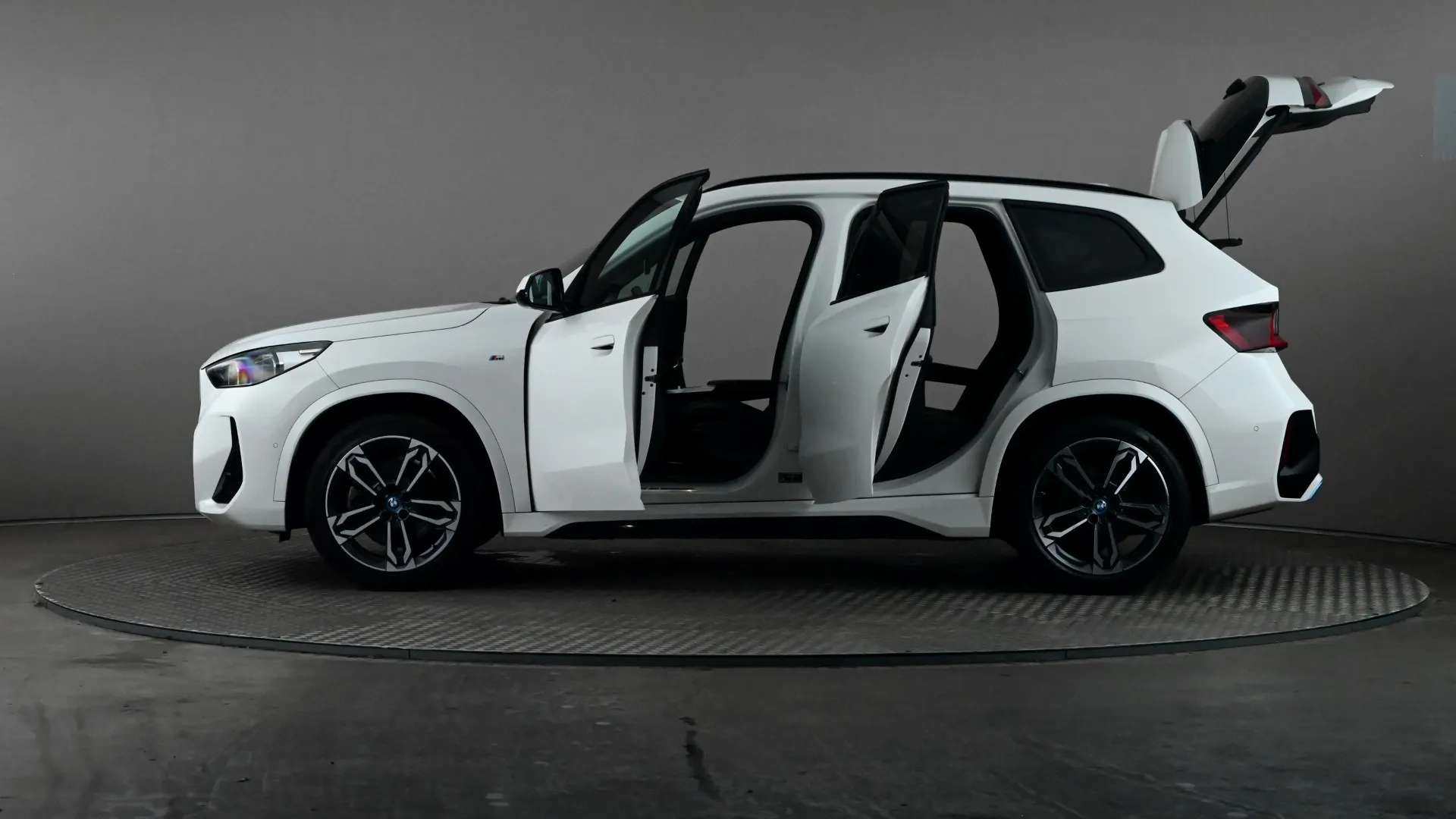 2023 BMW IX1 2023 BMW IX1