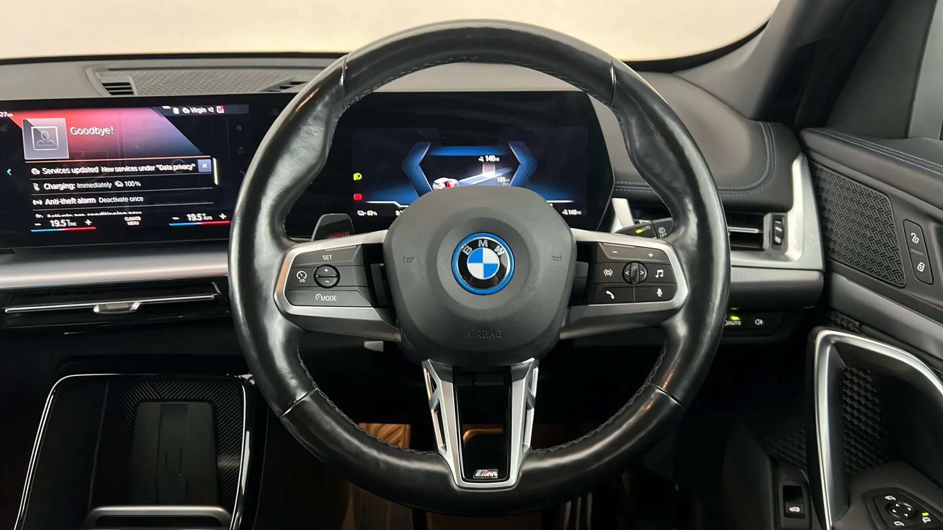 2023 BMW IX1 2023 BMW IX1