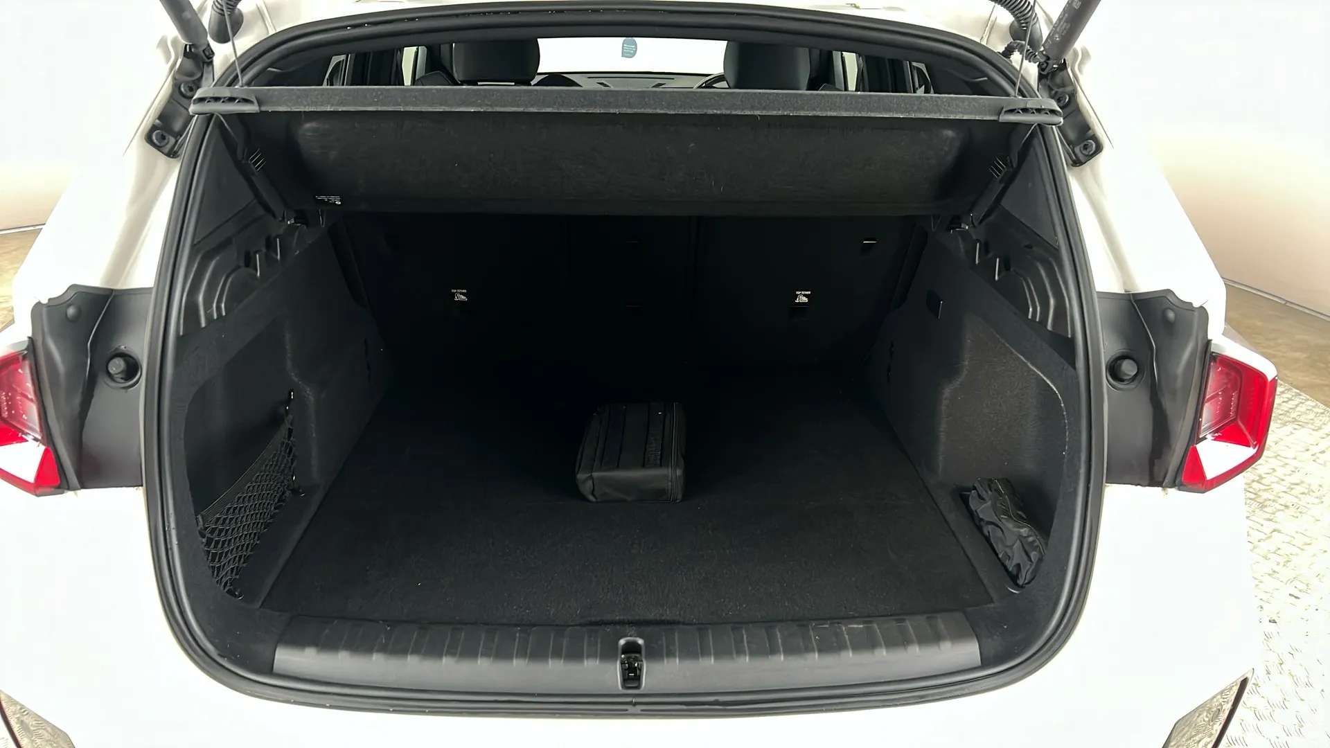 2023 BMW IX1 2023 BMW IX1