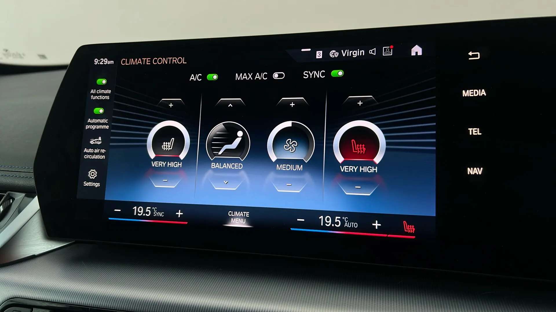 2023 BMW IX1 2023 BMW IX1