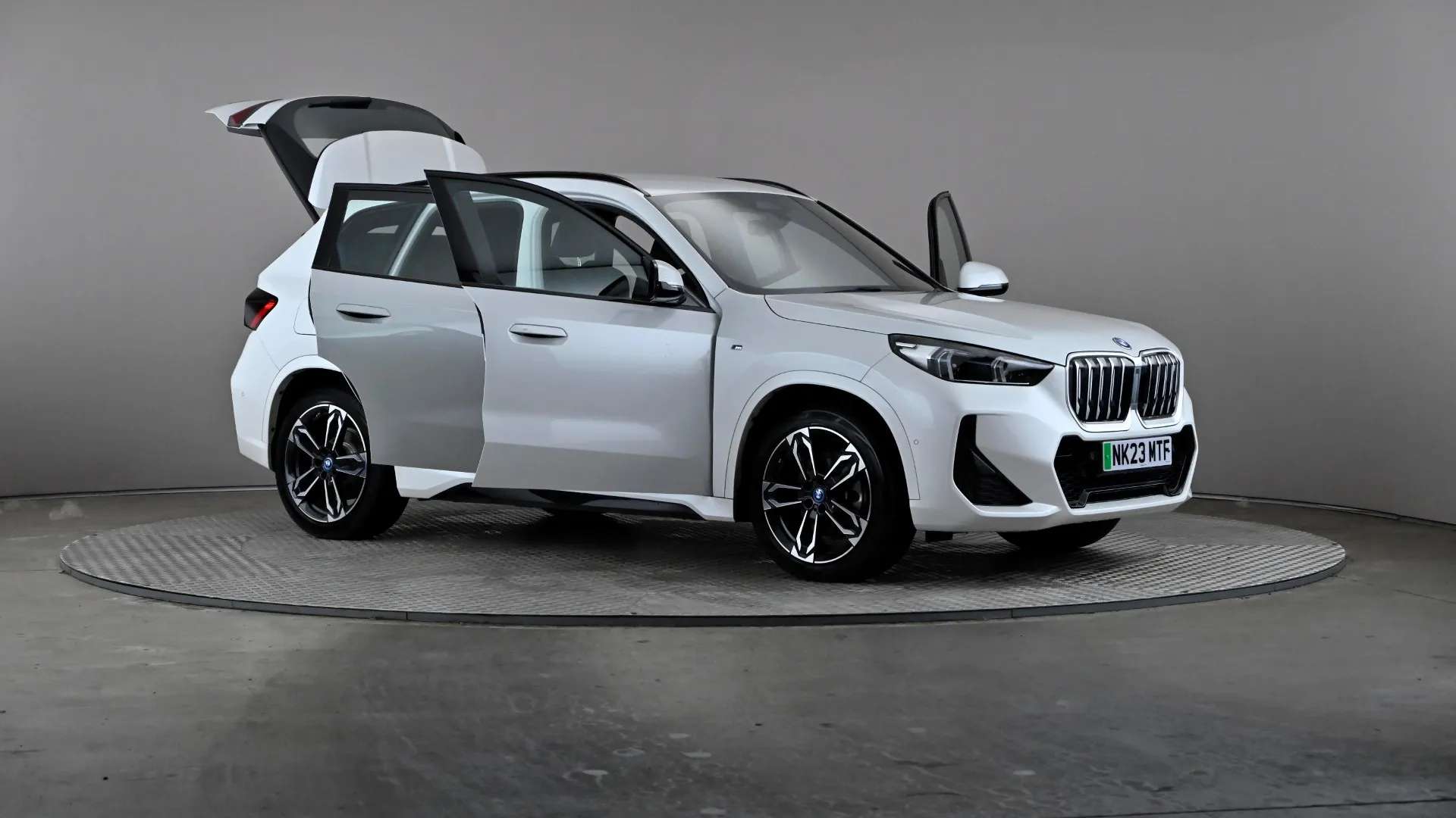 2023 BMW IX1 2023 BMW IX1
