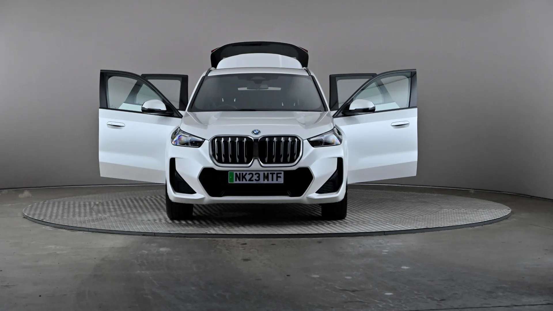 2023 BMW IX1 2023 BMW IX1