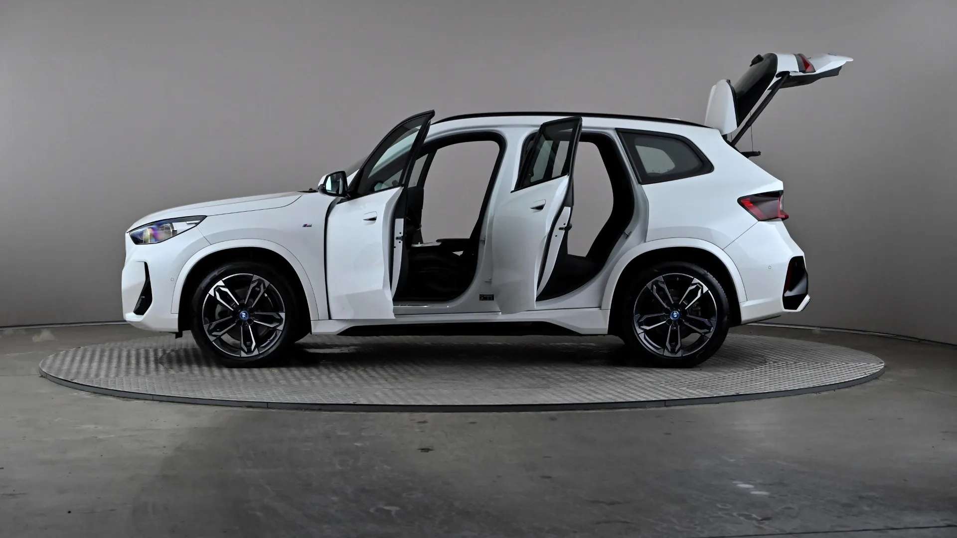 2023 BMW IX1 2023 BMW IX1