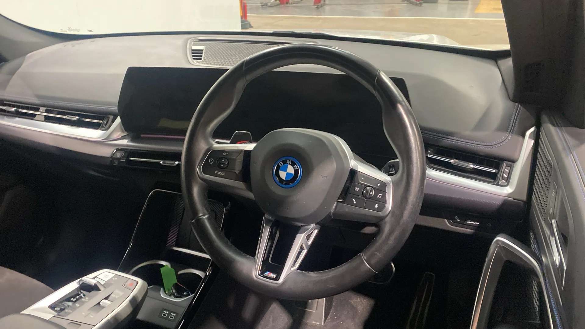 2023 BMW IX1 2023 BMW IX1