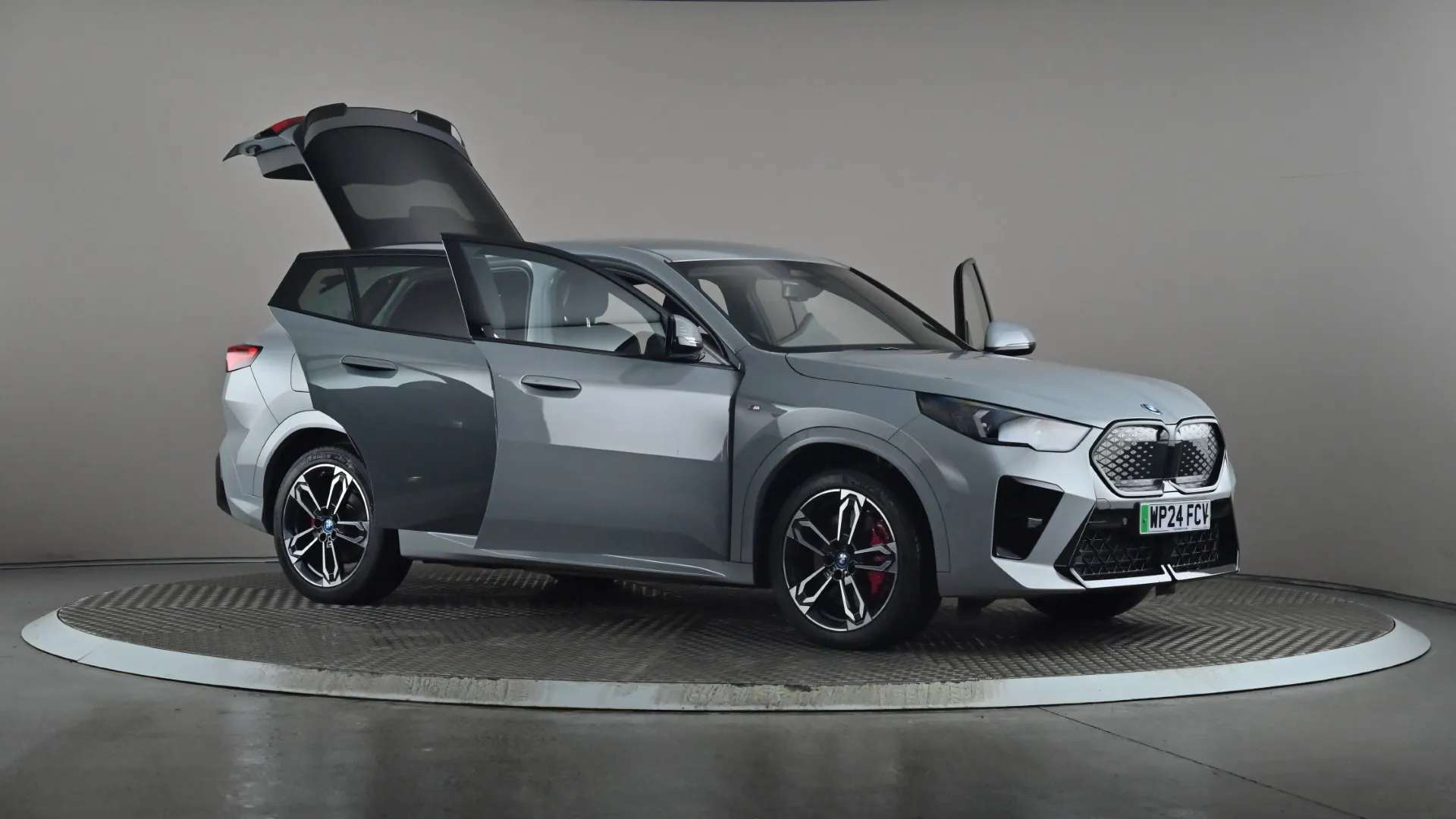 2024 BMW IX2 2024 BMW IX2