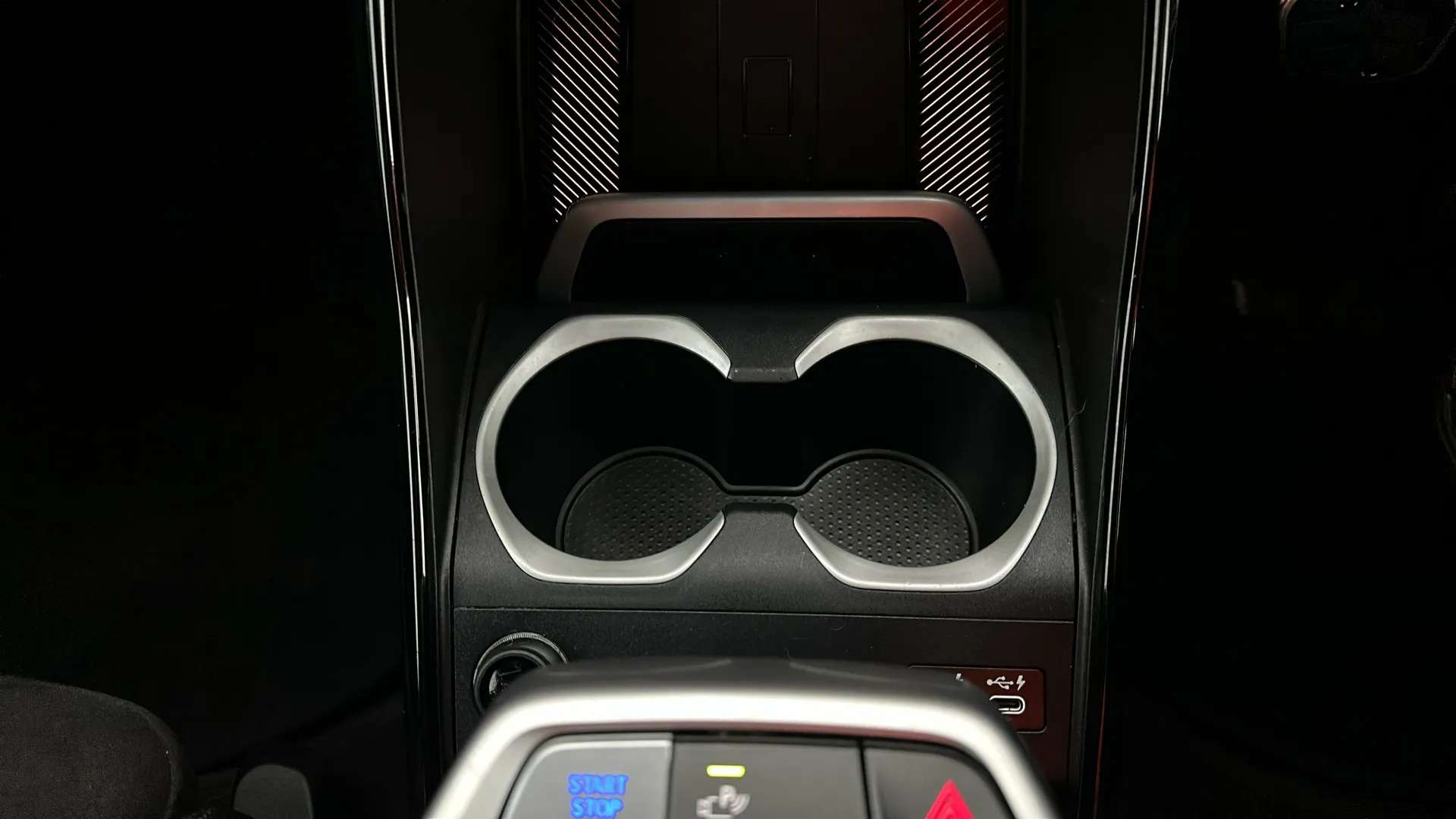 2024 BMW IX2 2024 BMW IX2