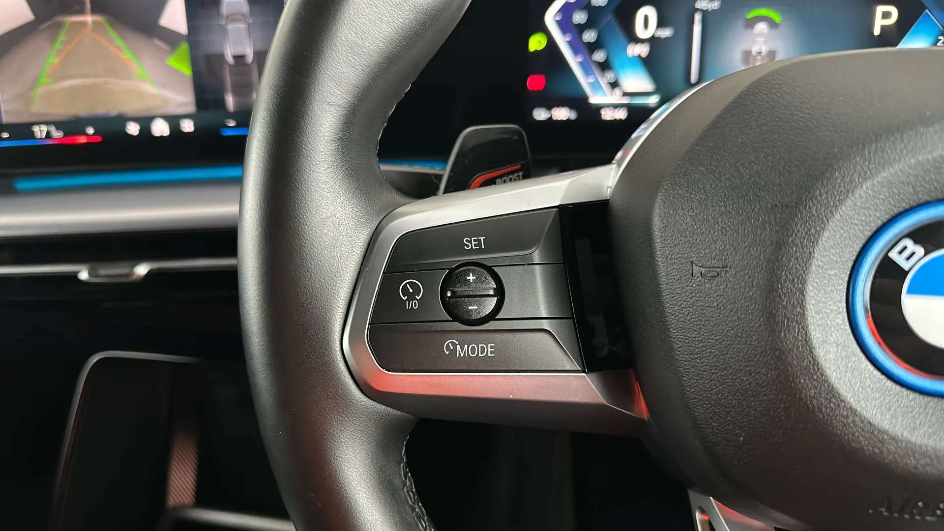 2024 BMW IX2 2024 BMW IX2