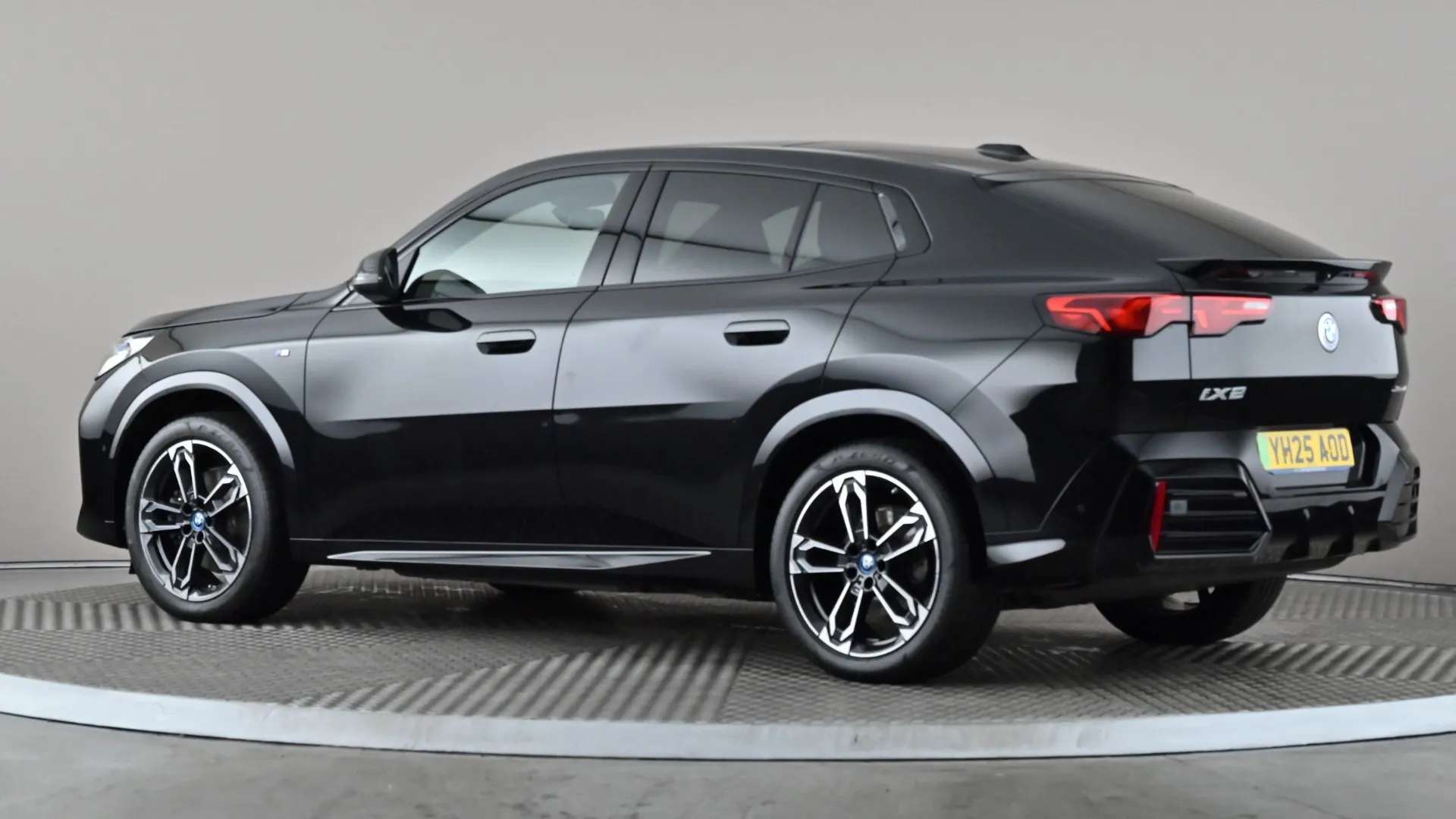 A 2025 BMW IX2 230kW xDrive30 M Sport 65kWh Auto A 2025 BMW IX2 230kW xDrive30 M Sport 65kWh Auto