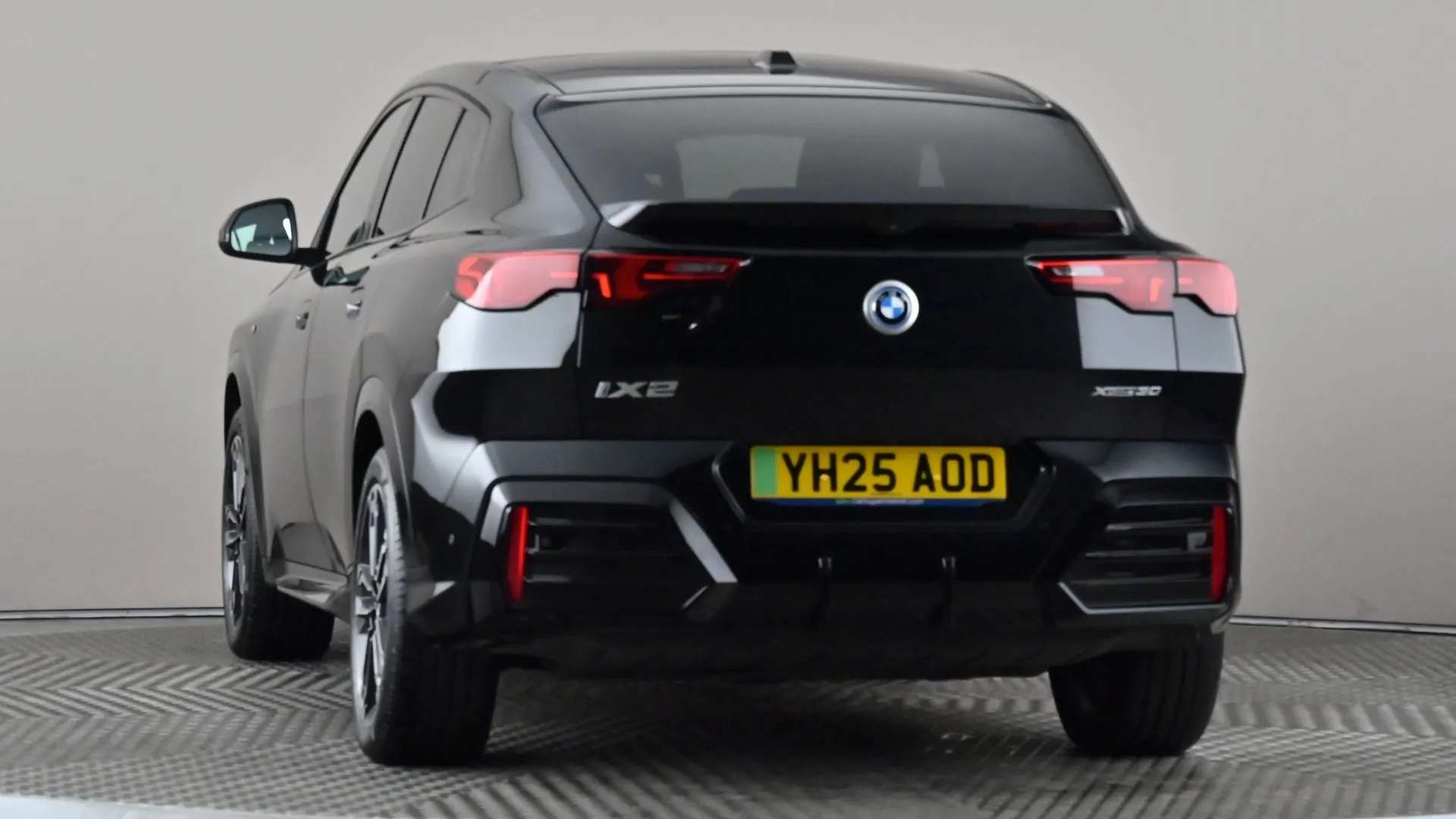 2025 BMW IX2 2025 BMW IX2