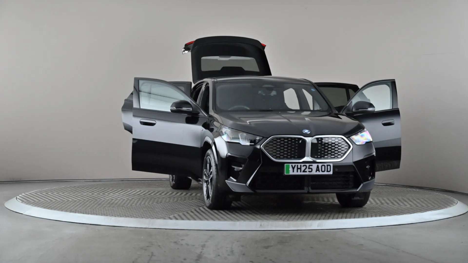 2025 BMW IX2 2025 BMW IX2