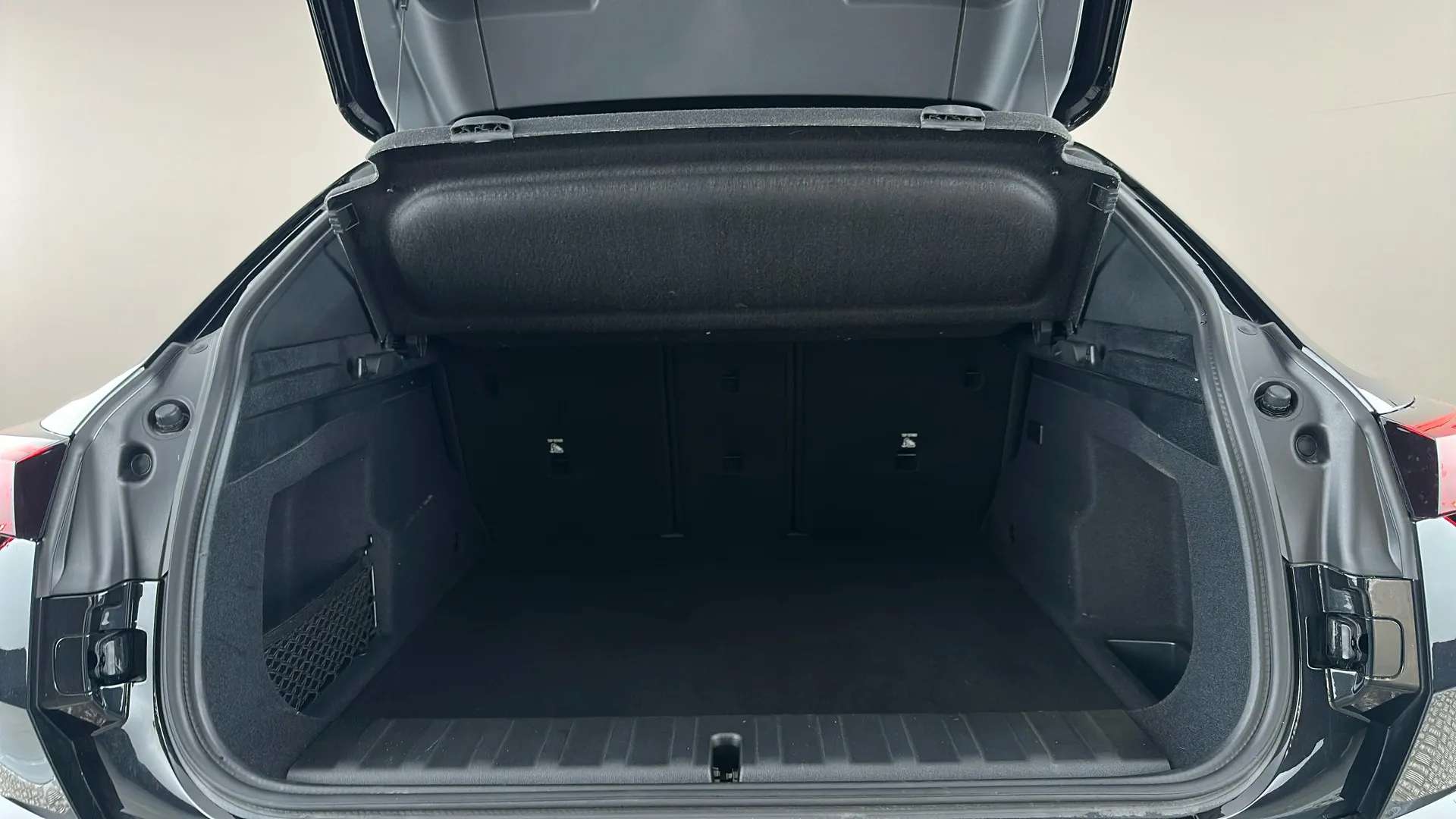 2025 BMW IX2 2025 BMW IX2