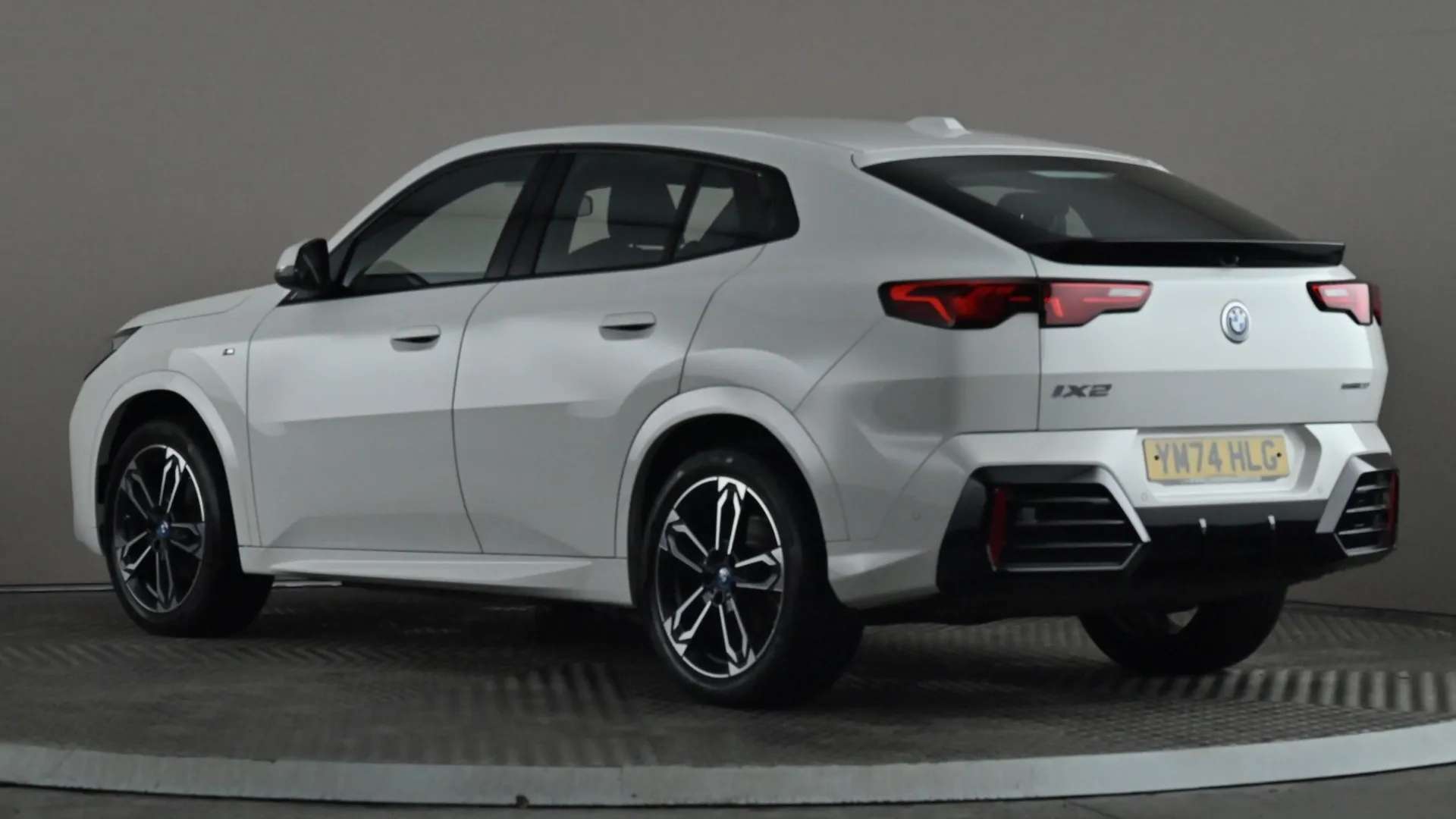 2024 BMW IX2 2024 BMW IX2