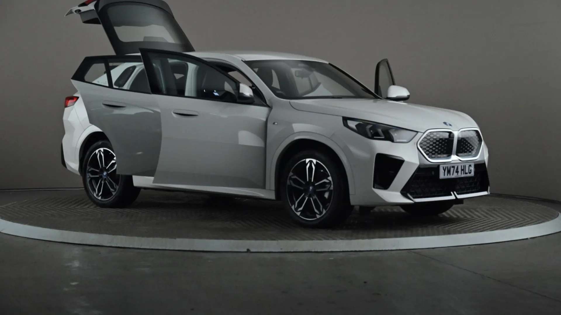 2024 BMW IX2 2024 BMW IX2