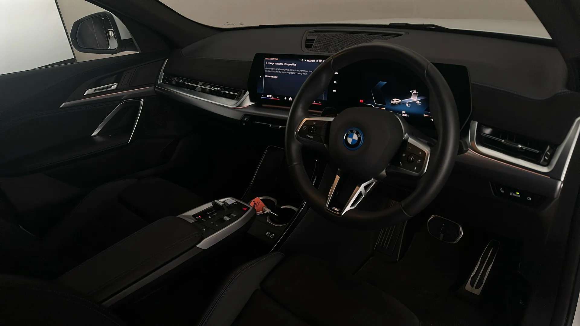 2024 BMW IX2 2024 BMW IX2