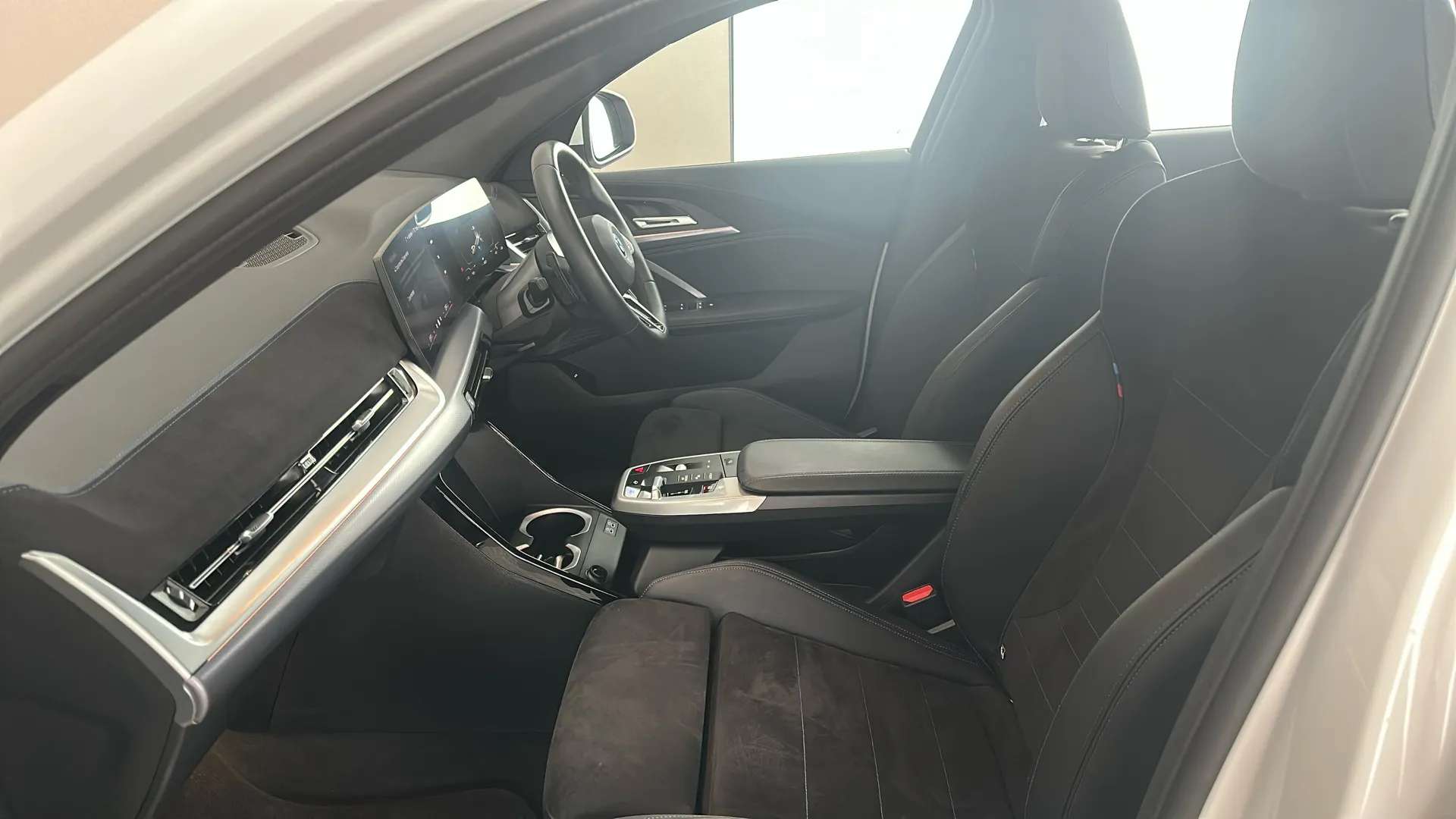 2024 BMW IX2 2024 BMW IX2