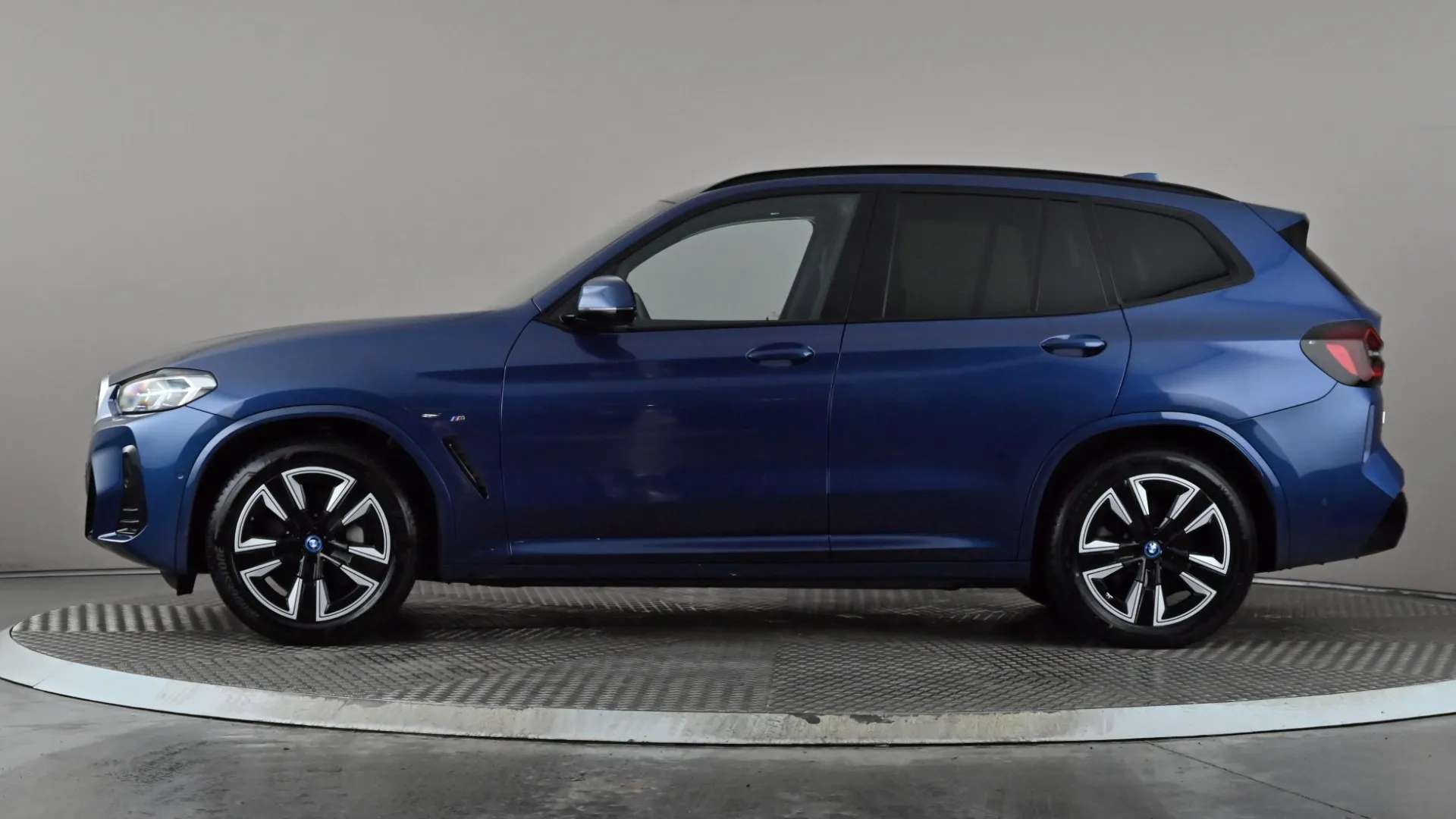 A 2023 BMW IX3 210kW M Sport 80kWh Auto A 2023 BMW IX3 210kW M Sport 80kWh Auto