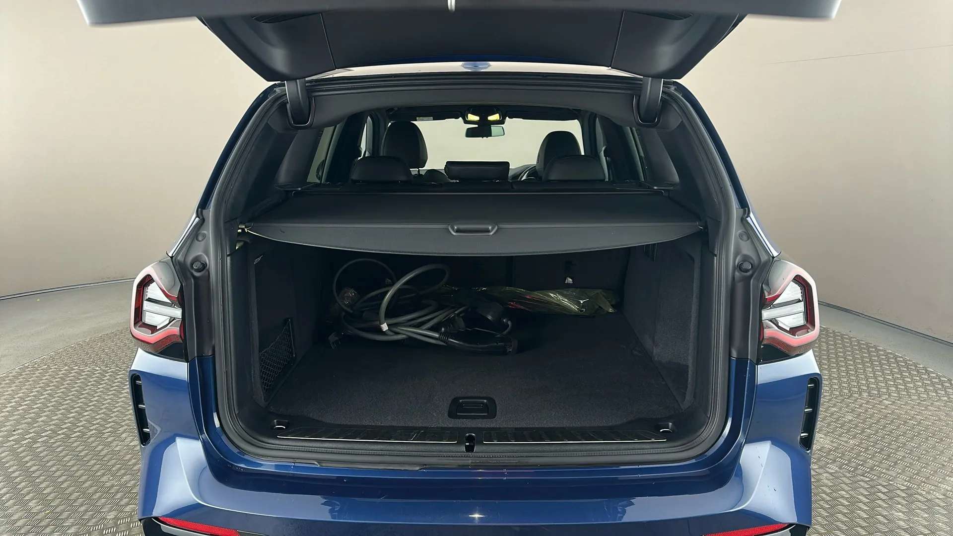 2023 BMW IX3 2023 BMW IX3