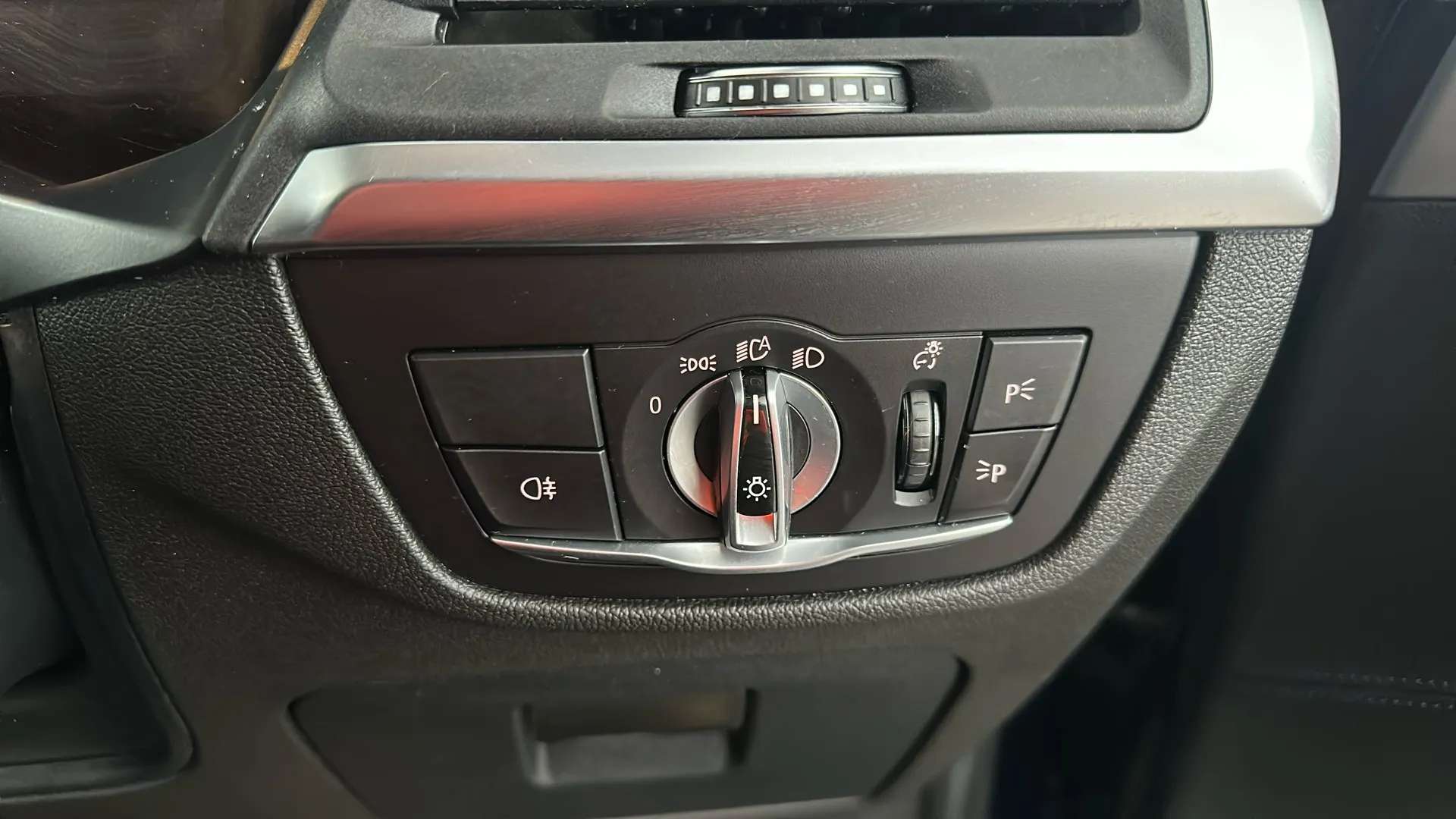 2023 BMW IX3 2023 BMW IX3