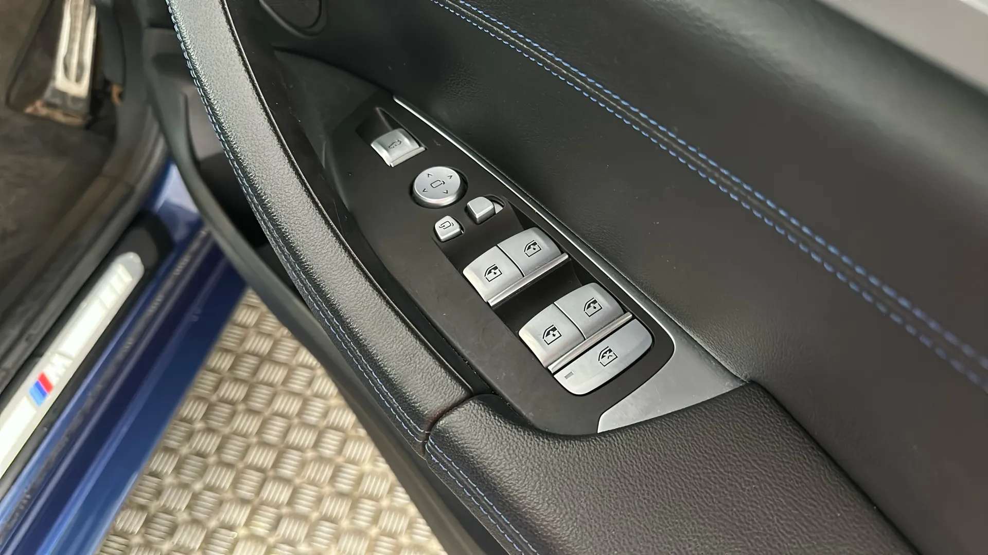 2023 BMW IX3 2023 BMW IX3