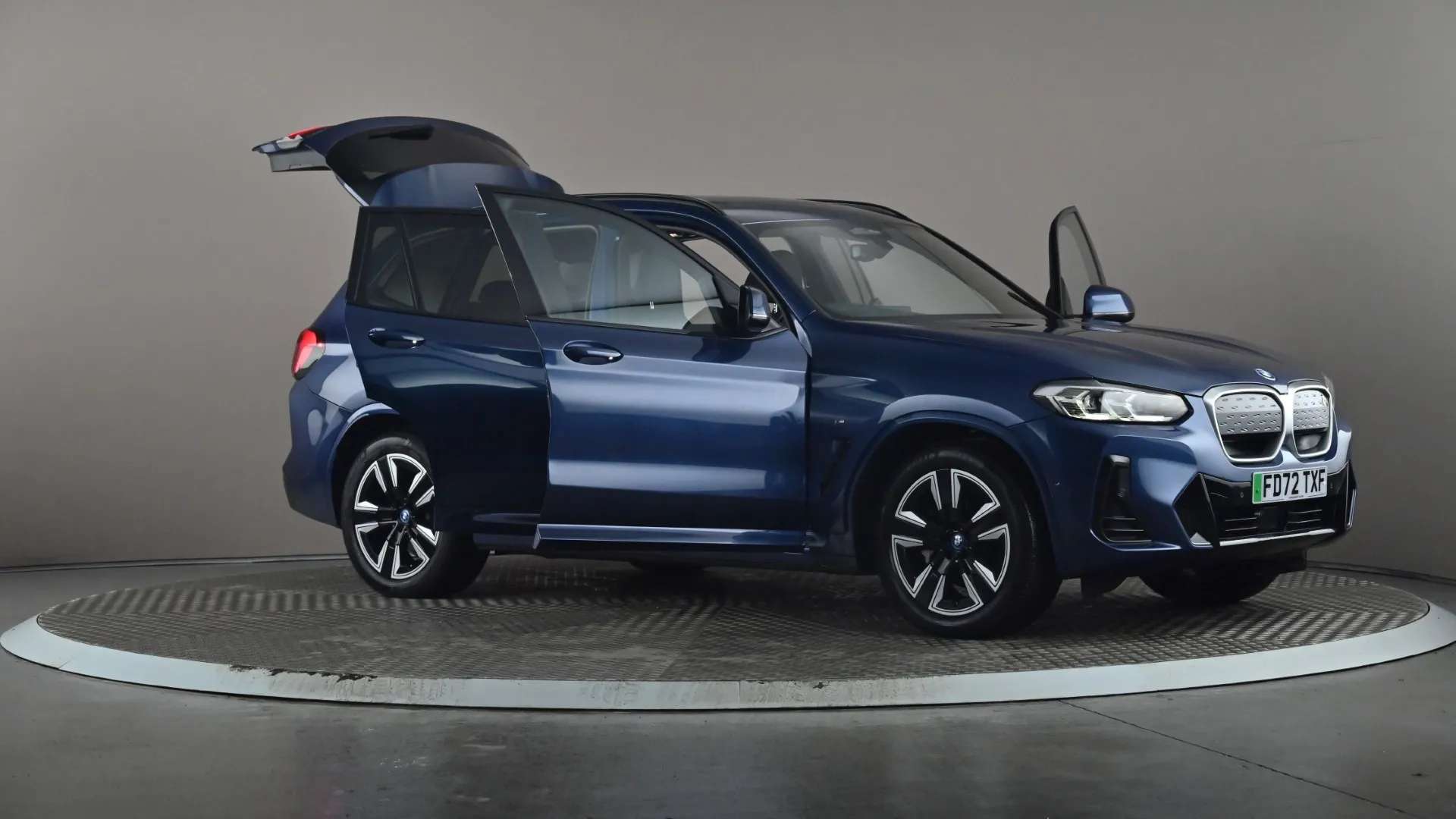 2023 BMW IX3 2023 BMW IX3