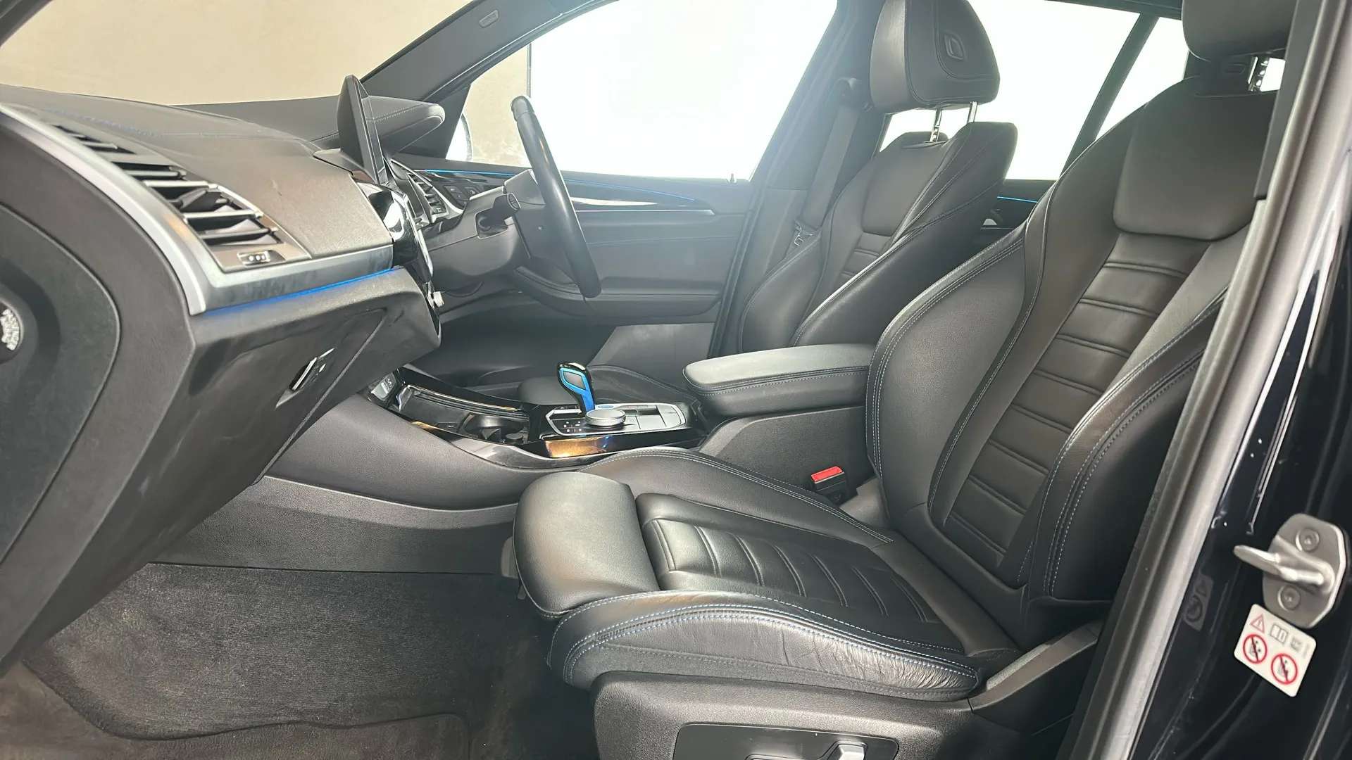 2023 BMW IX3 2023 BMW IX3