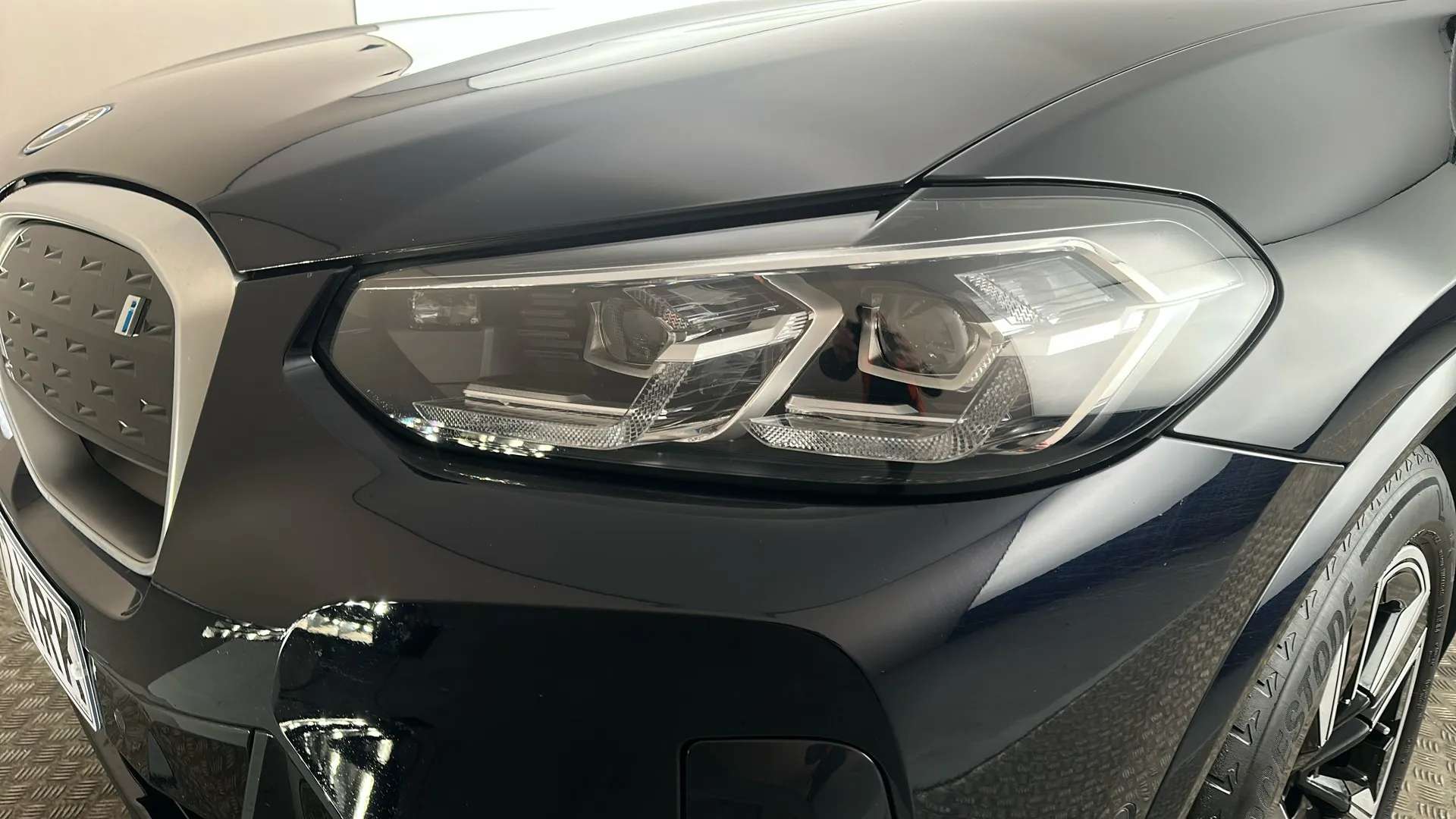 2023 BMW IX3 2023 BMW IX3