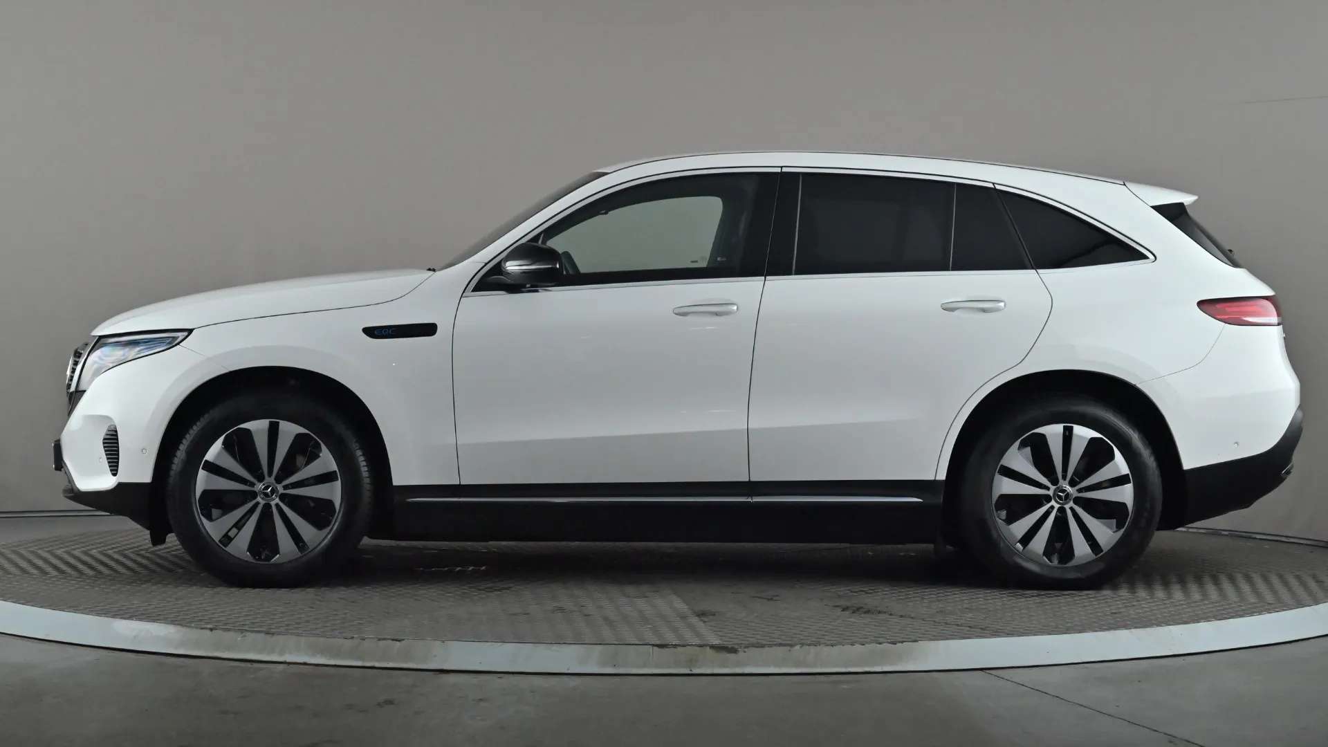 A 2023 MERCEDES-BENZ EQC EQC 400 300kW Sport 80kWh Auto A 2023 MERCEDES-BENZ EQC EQC 400 300kW Sport 80kWh Auto