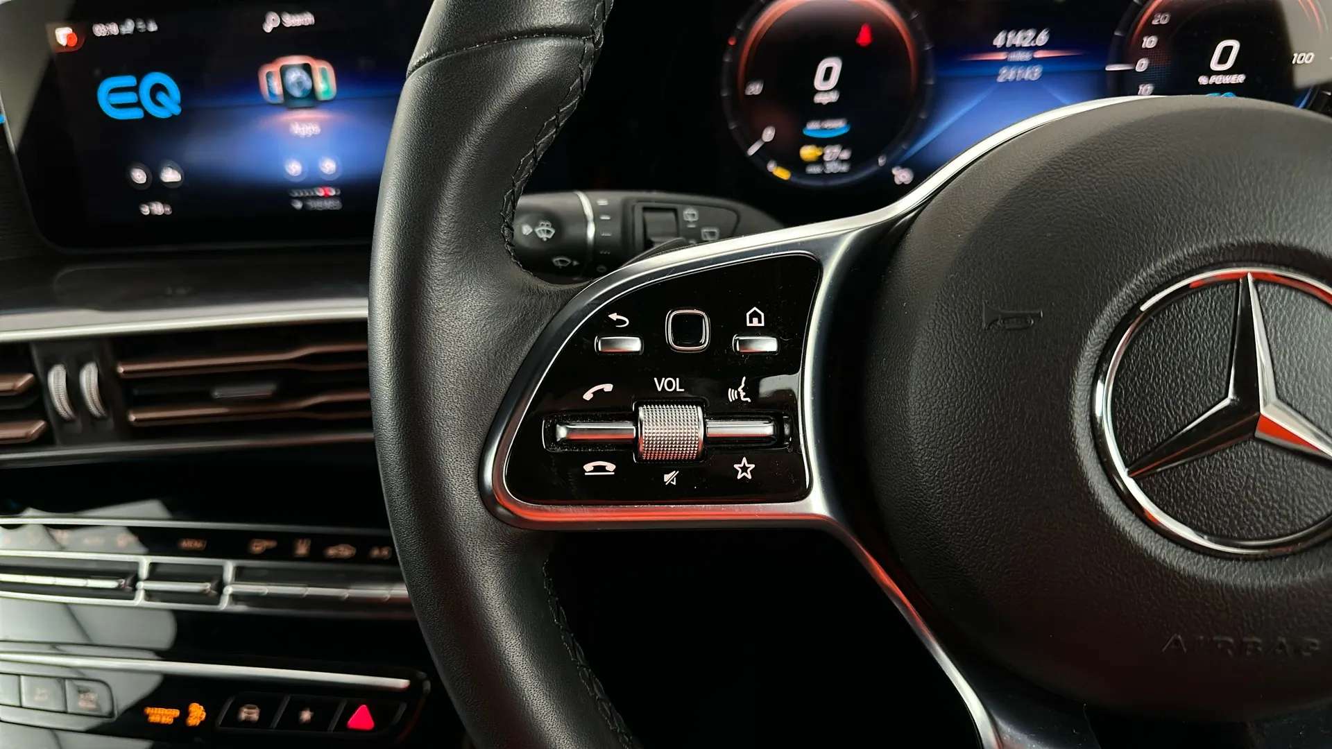 2023 MERCEDES-BENZ EQC 2023 MERCEDES-BENZ EQC