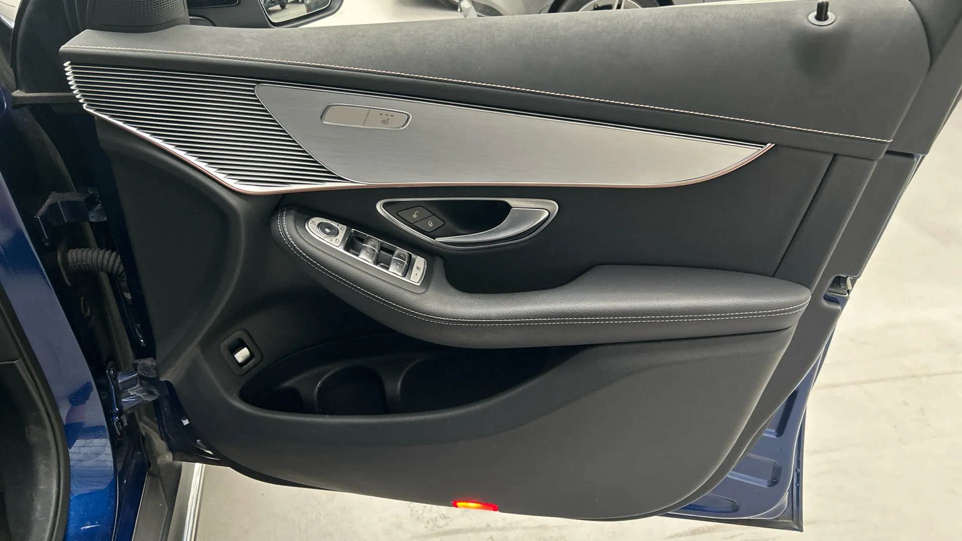 2021 MERCEDES-BENZ EQC 2021 MERCEDES-BENZ EQC