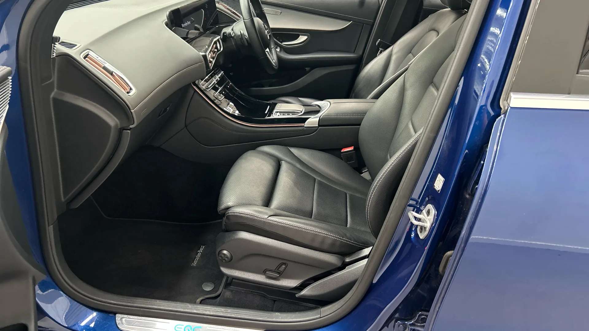 2021 MERCEDES-BENZ EQC 2021 MERCEDES-BENZ EQC