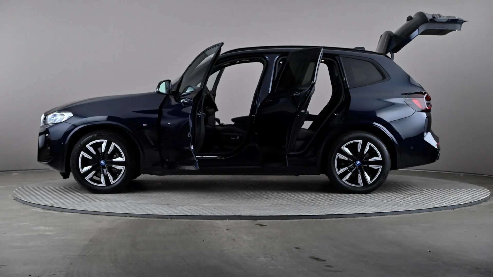 2023 BMW IX3 2023 BMW IX3
