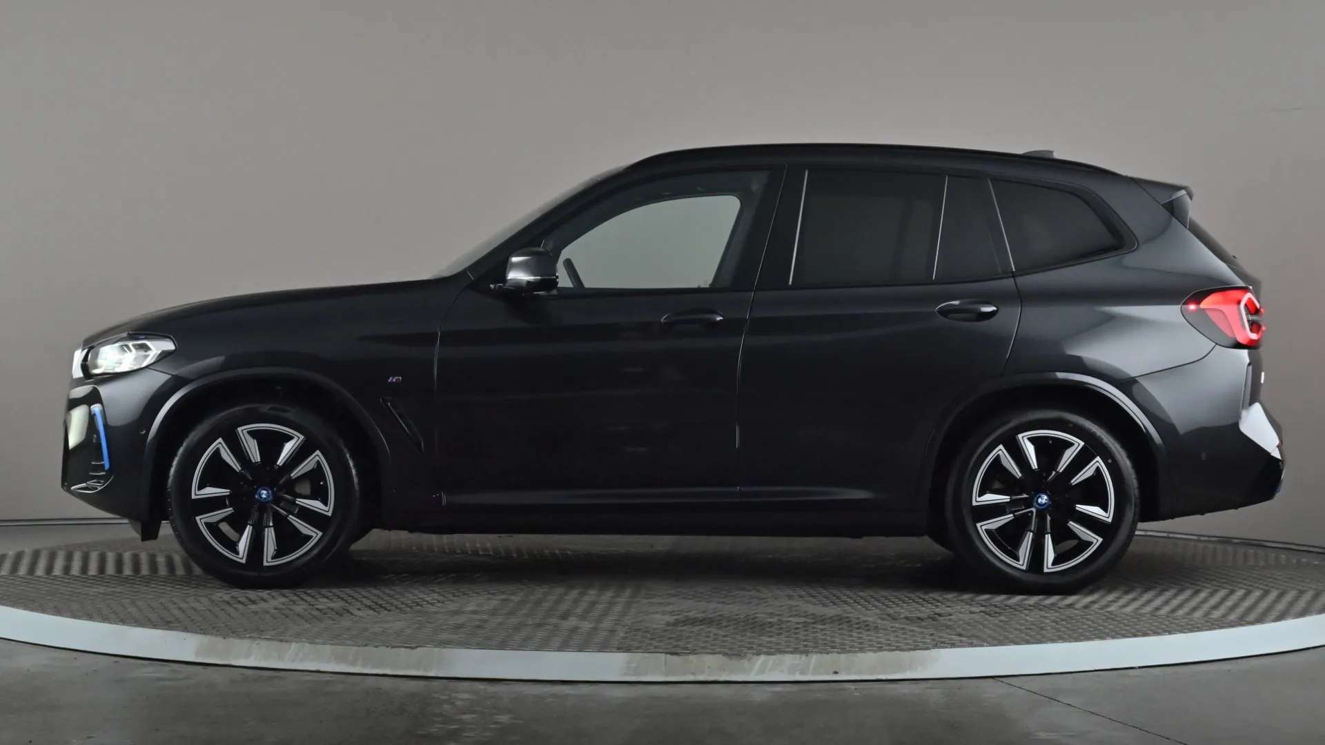 A 2023 BMW IX3 210kW M Sport 80kWh Auto A 2023 BMW IX3 210kW M Sport 80kWh Auto