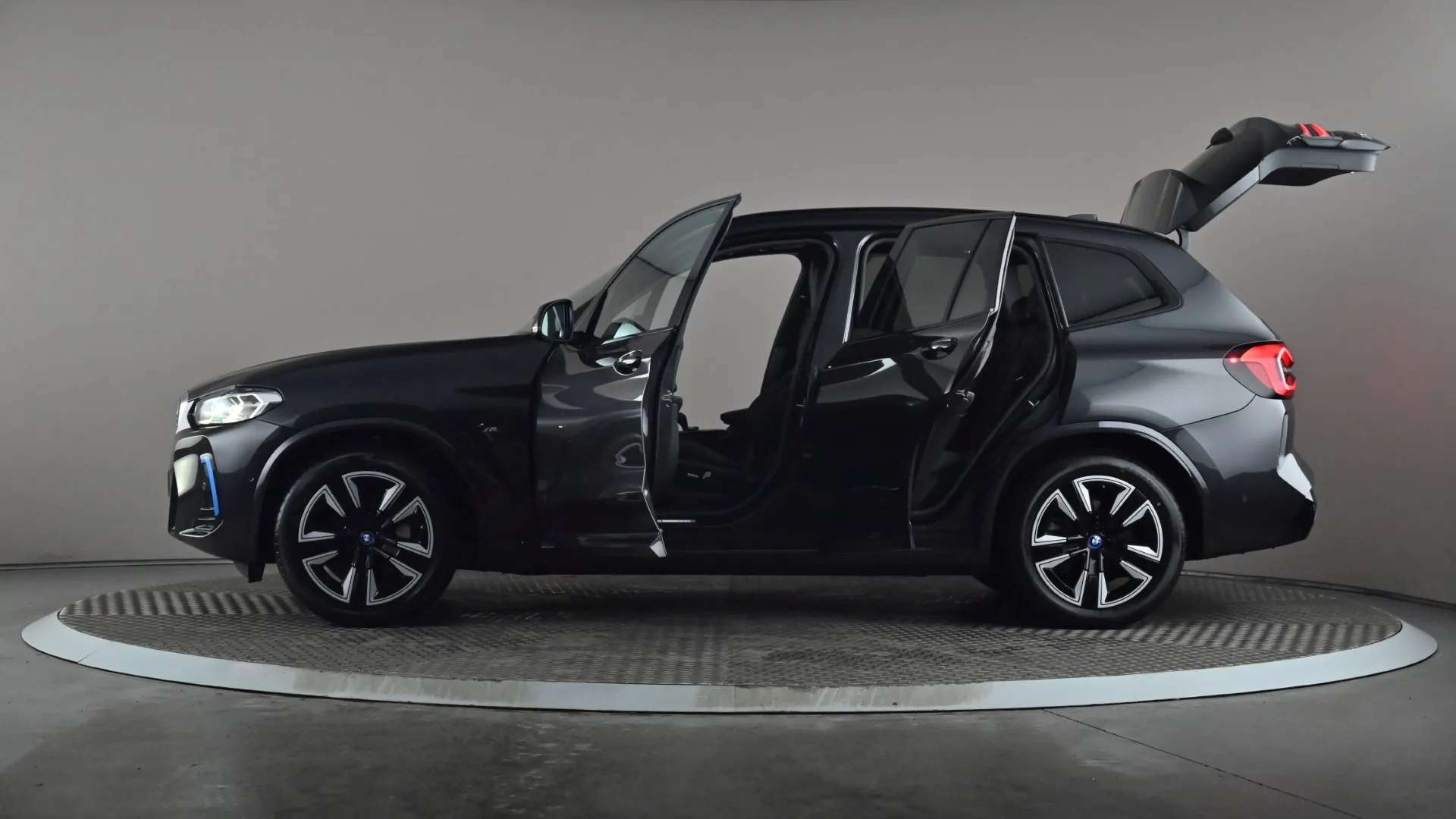 2023 BMW IX3 2023 BMW IX3