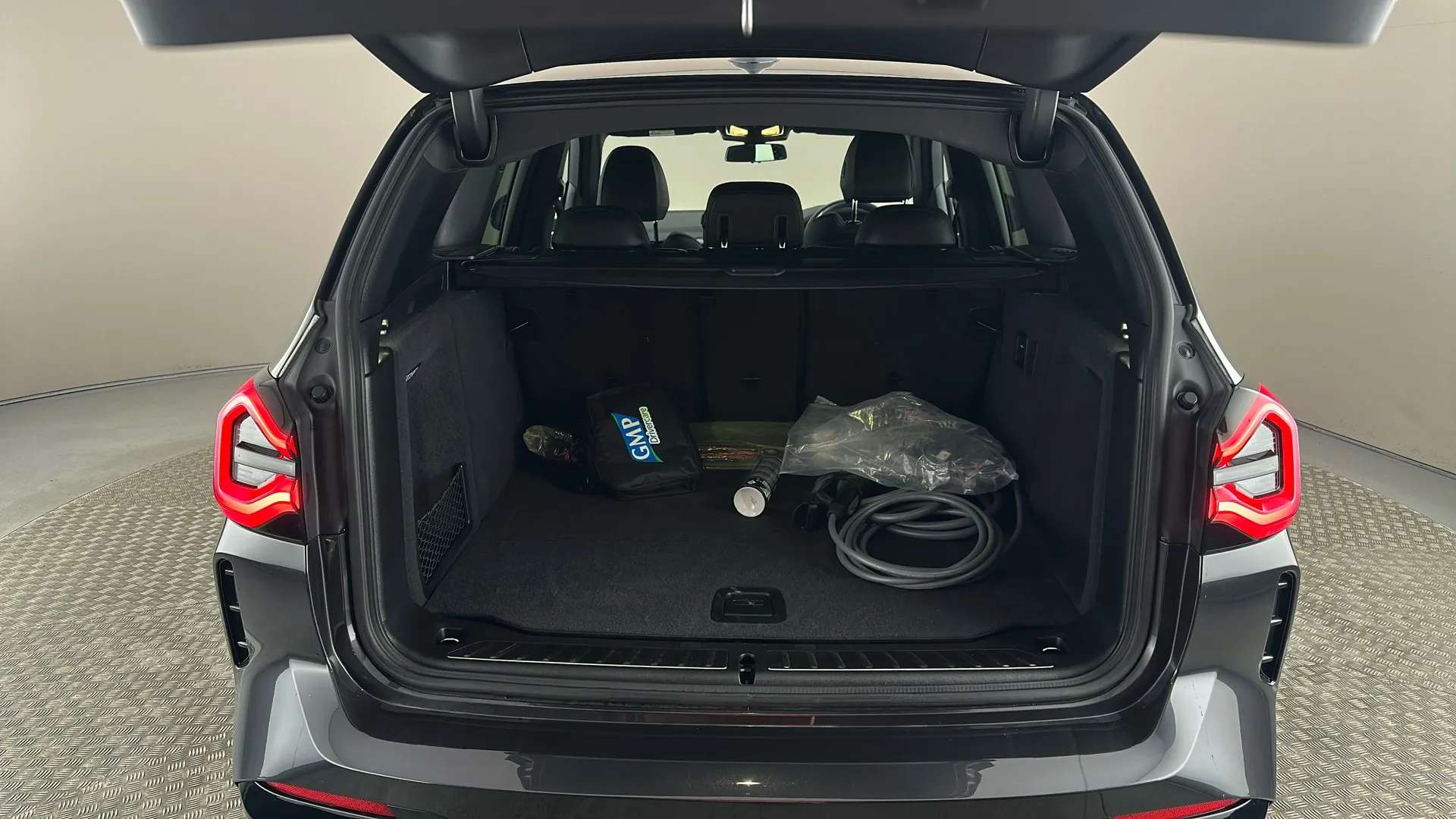 2023 BMW IX3 2023 BMW IX3